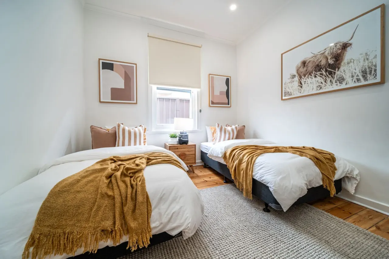 Ambrosia—Relaxed Character Stay near Norwood 10