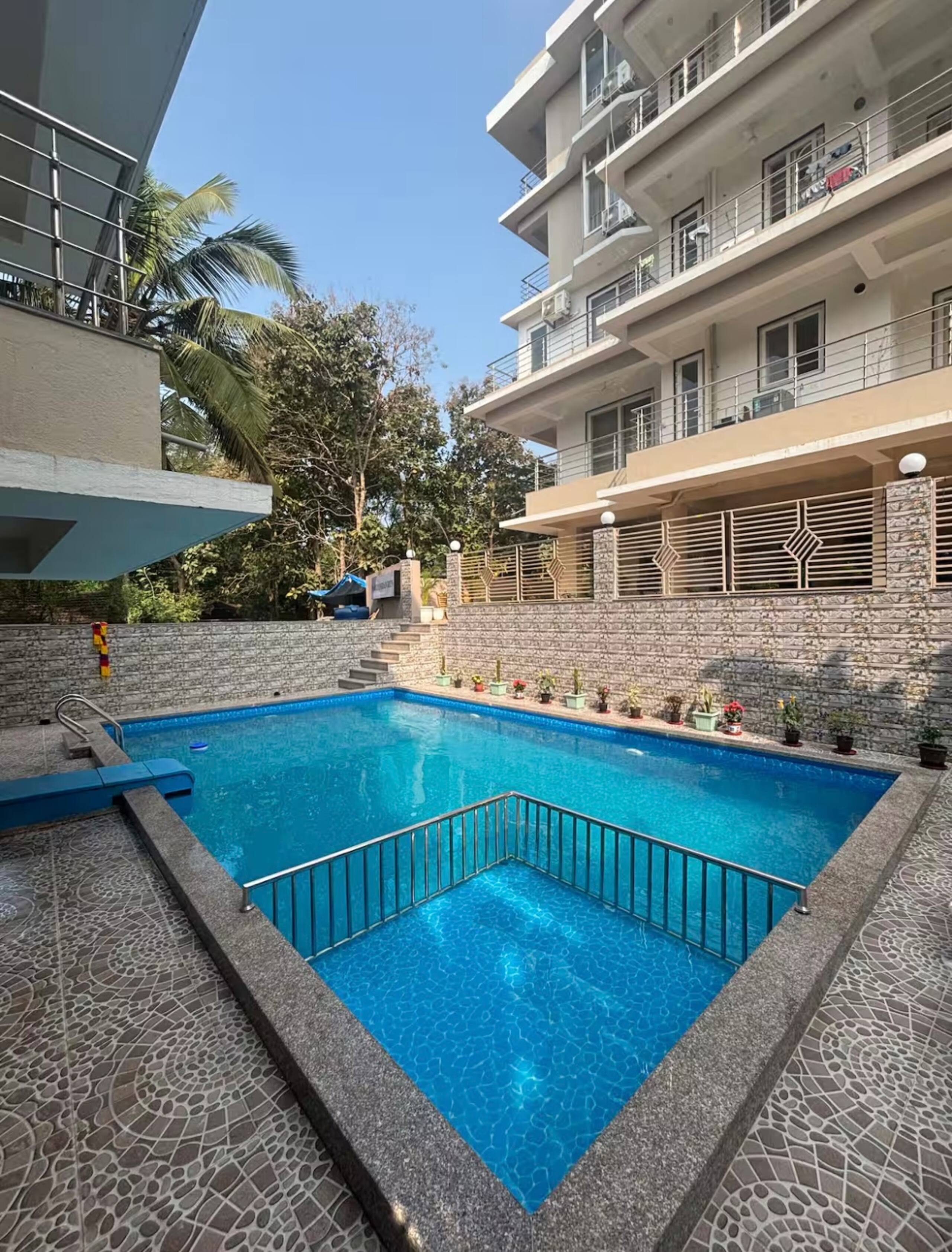 Mirage - New Premium 2BHK w/ Pool • Luxurious Stay 33