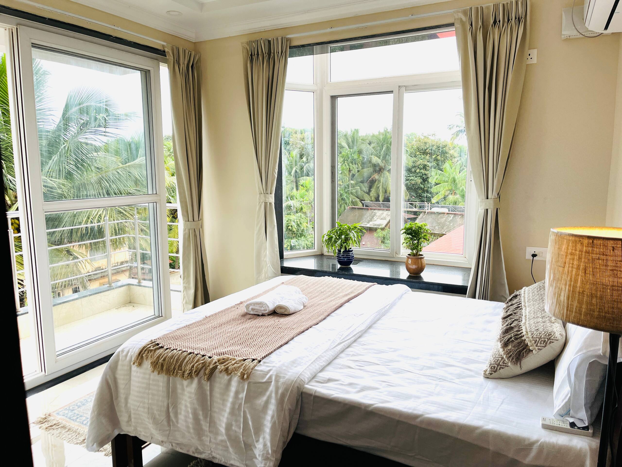 Mirage - New Premium 2BHK w/ Pool • Luxurious Stay 38