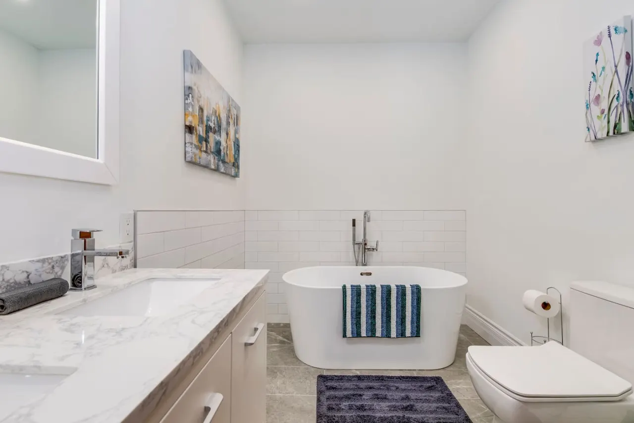 Spacious 1BR Suite King Bed Amazing Terrace 4