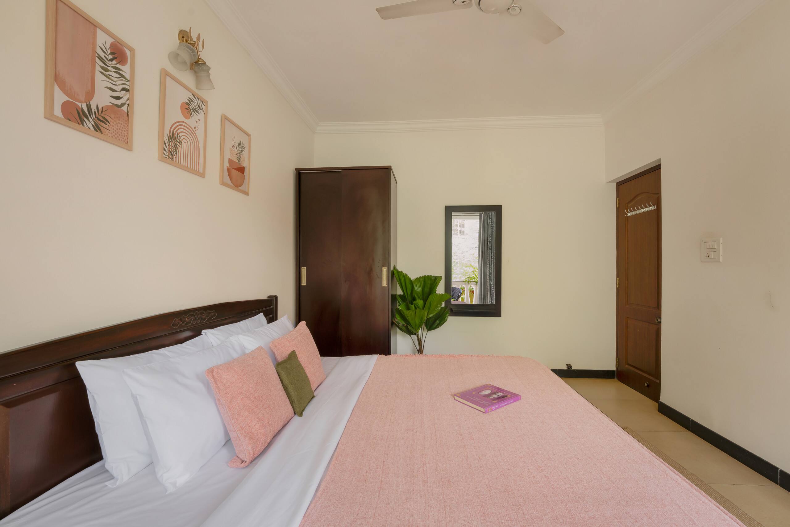 Boutique 2BHK | Pool & Gym | Siolim 29