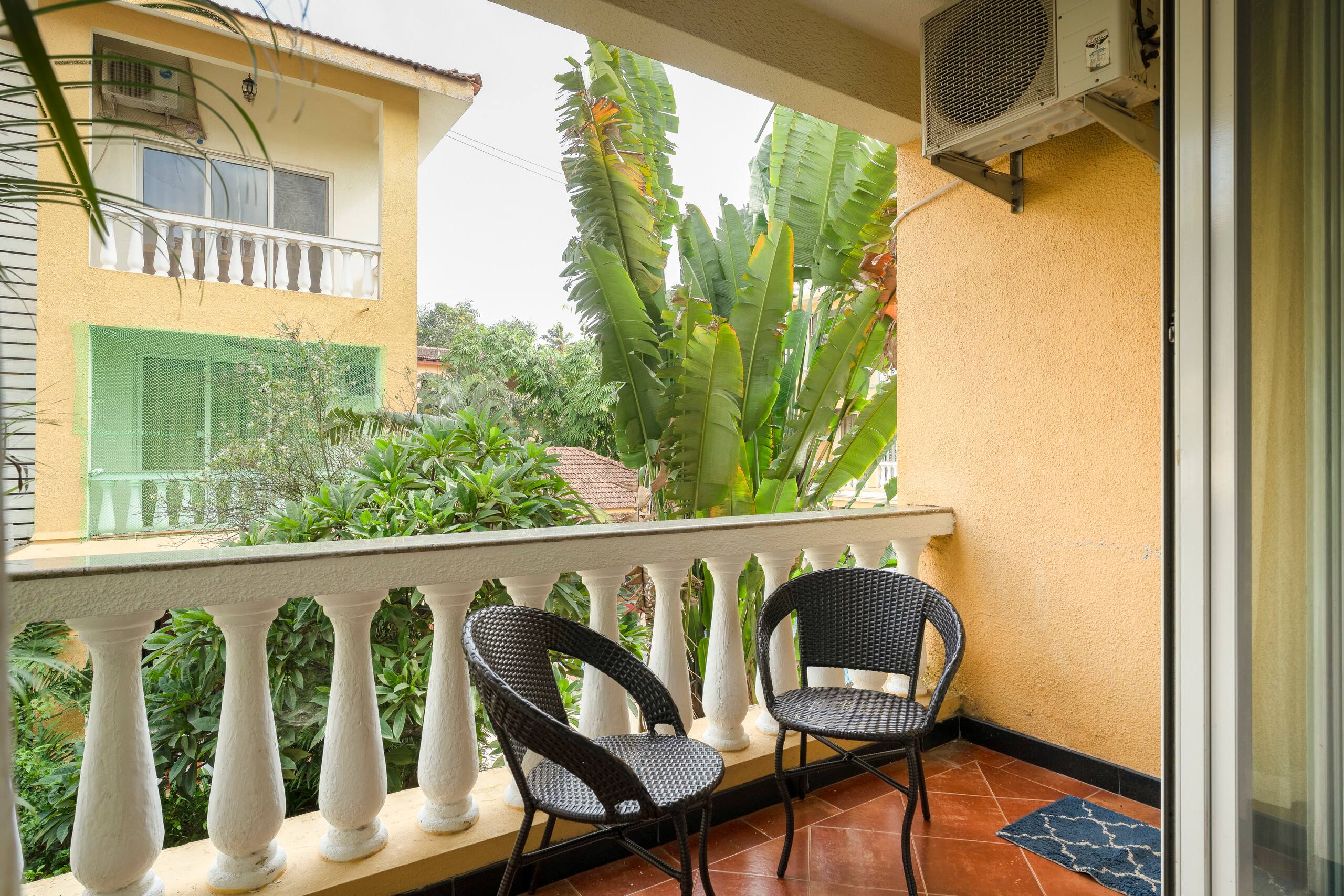 Boutique 2BHK | Pool & Gym | Siolim 8