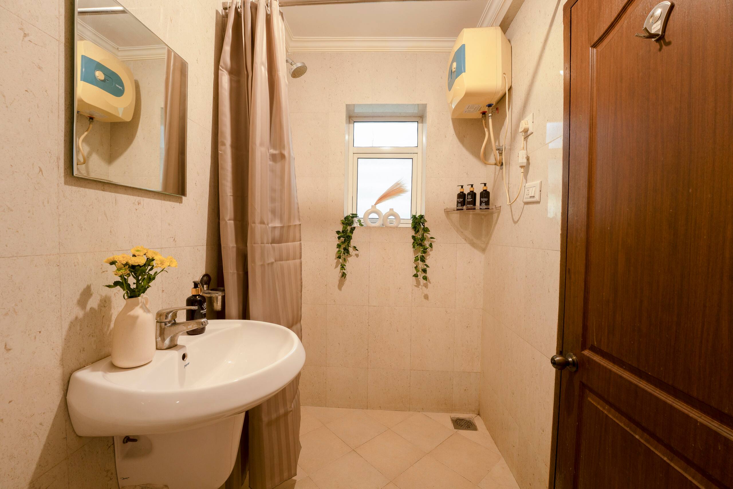 Boutique 2BHK | Pool & Gym | Siolim 6