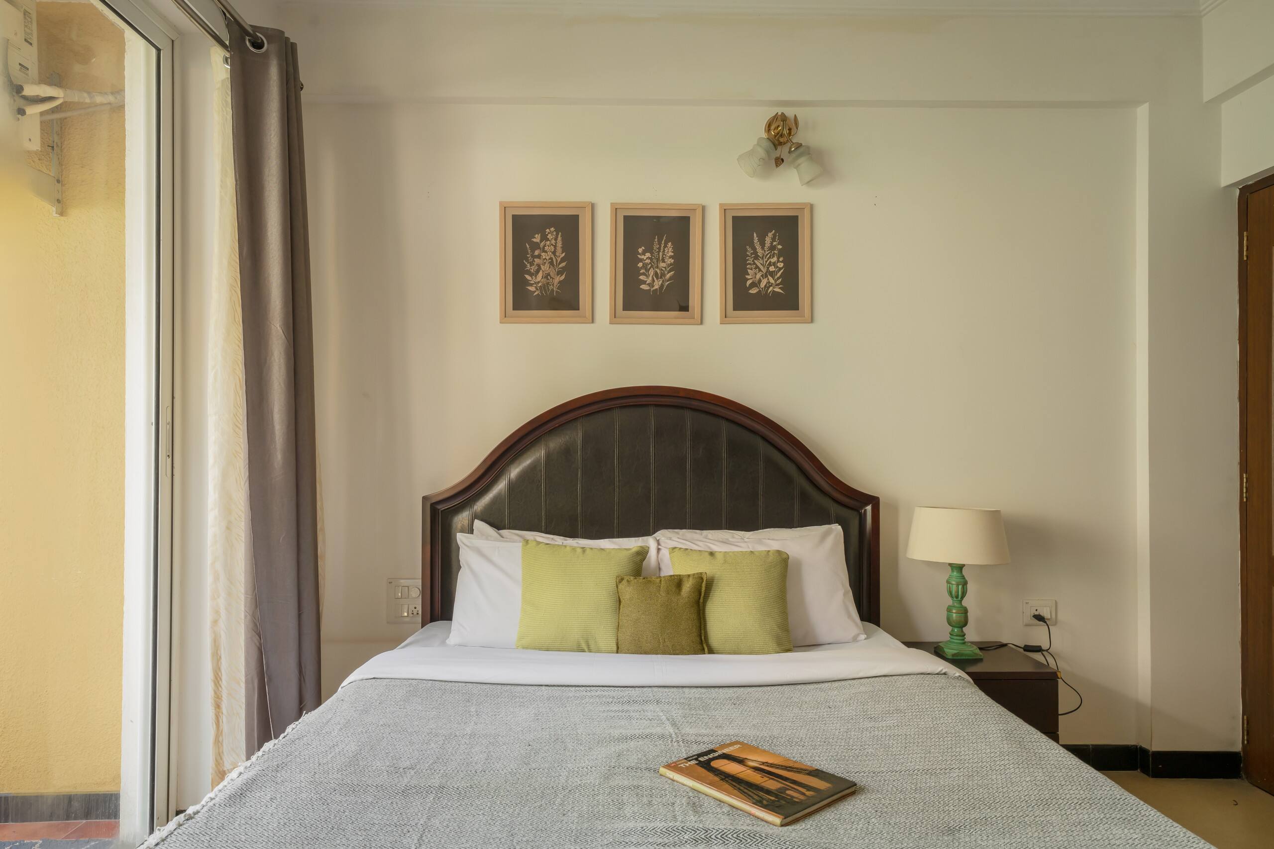 Boutique 2BHK | Pool & Gym | Siolim 36
