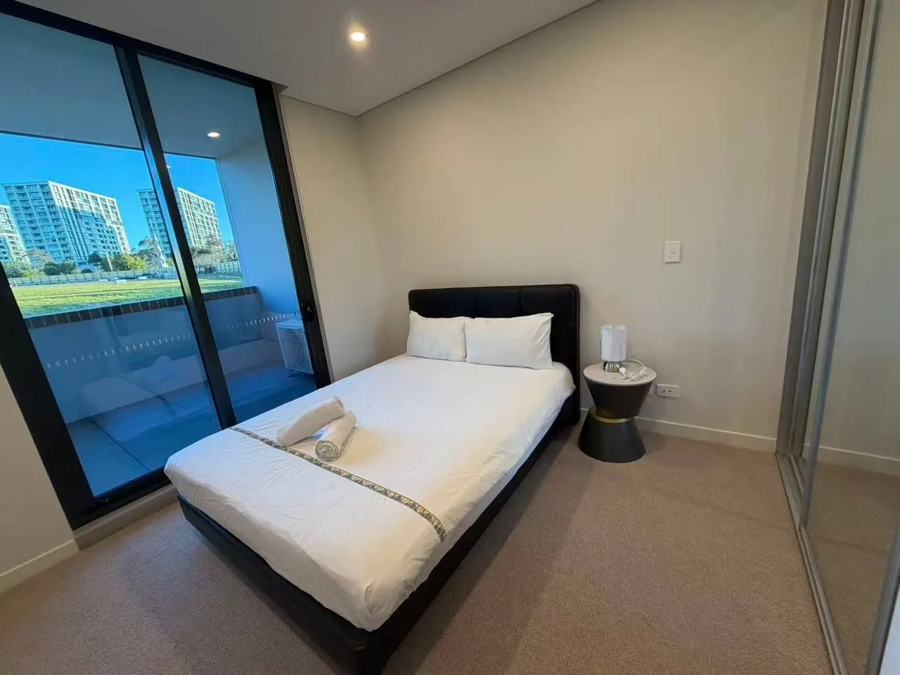 Modern 2BR Retreat in the Heart of Macquarie Park 13