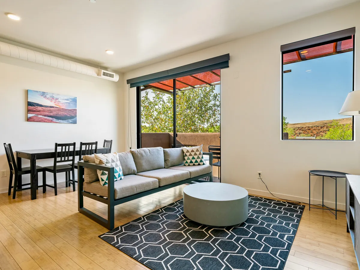 The Morning Star Suite 17