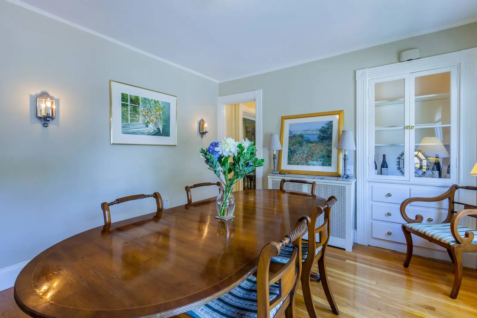 Charming Harvard Victorian — photo 4