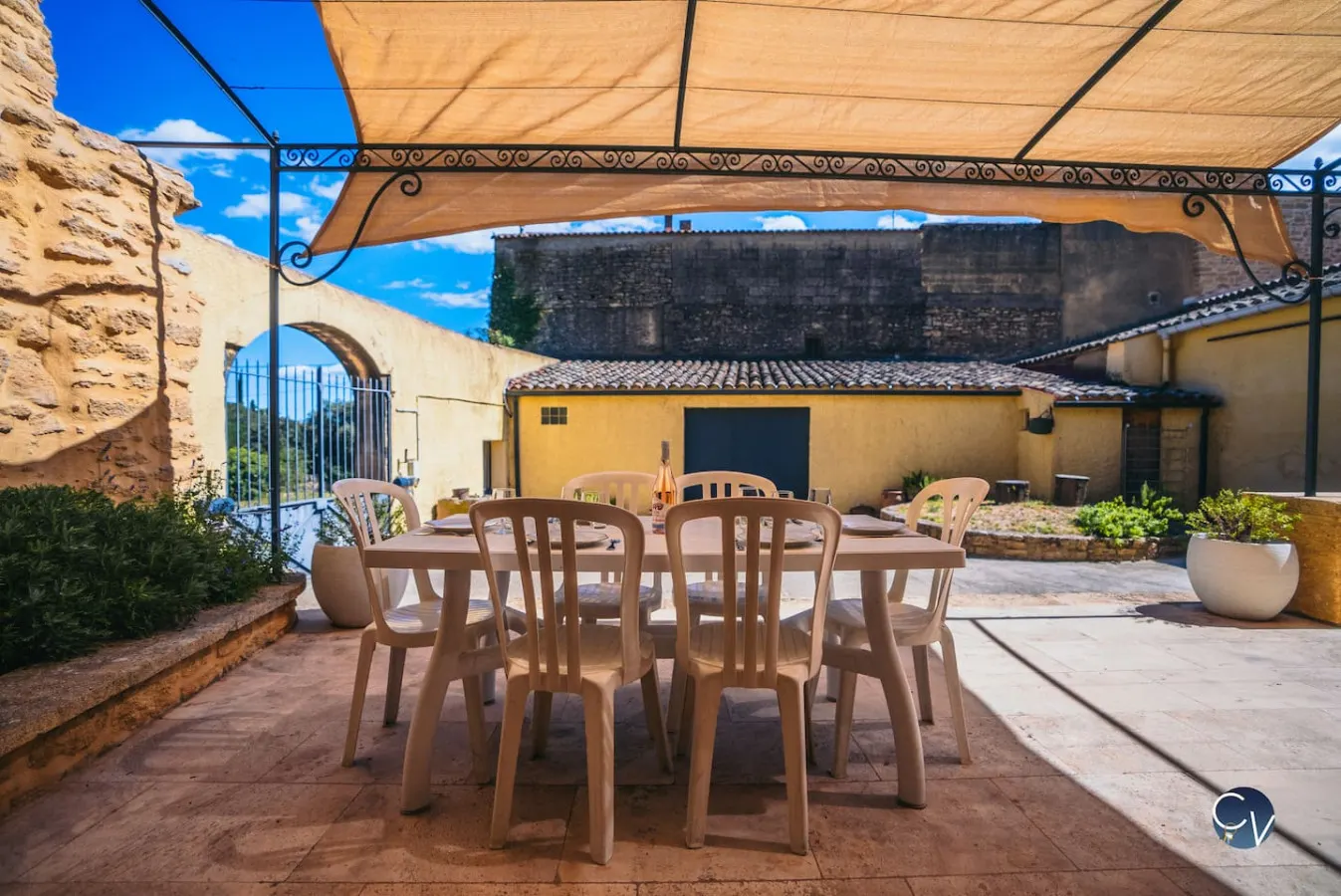 Superbe mas provencal rénové-Idéal famille — photo 2
