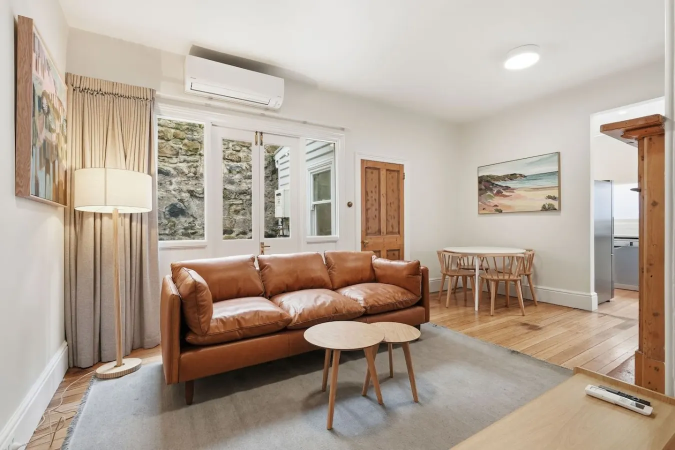 Sandy Bay Style Close to CBD 16
