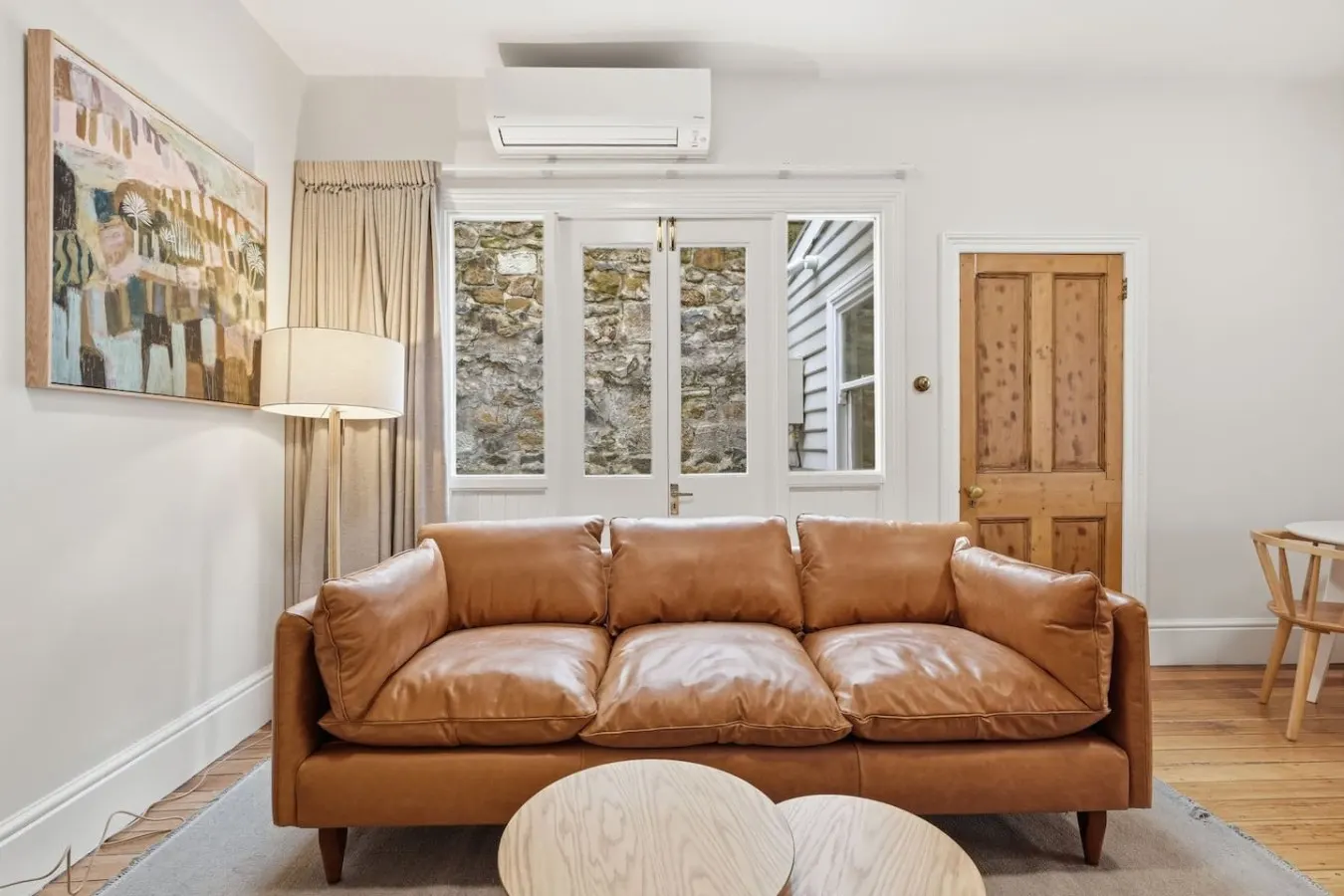 Sandy Bay Style Close to CBD 17