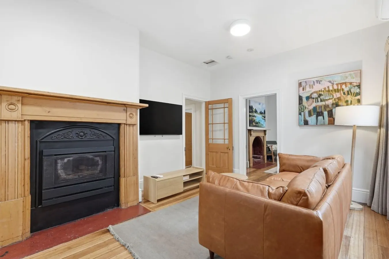 Sandy Bay Style Close to CBD 19