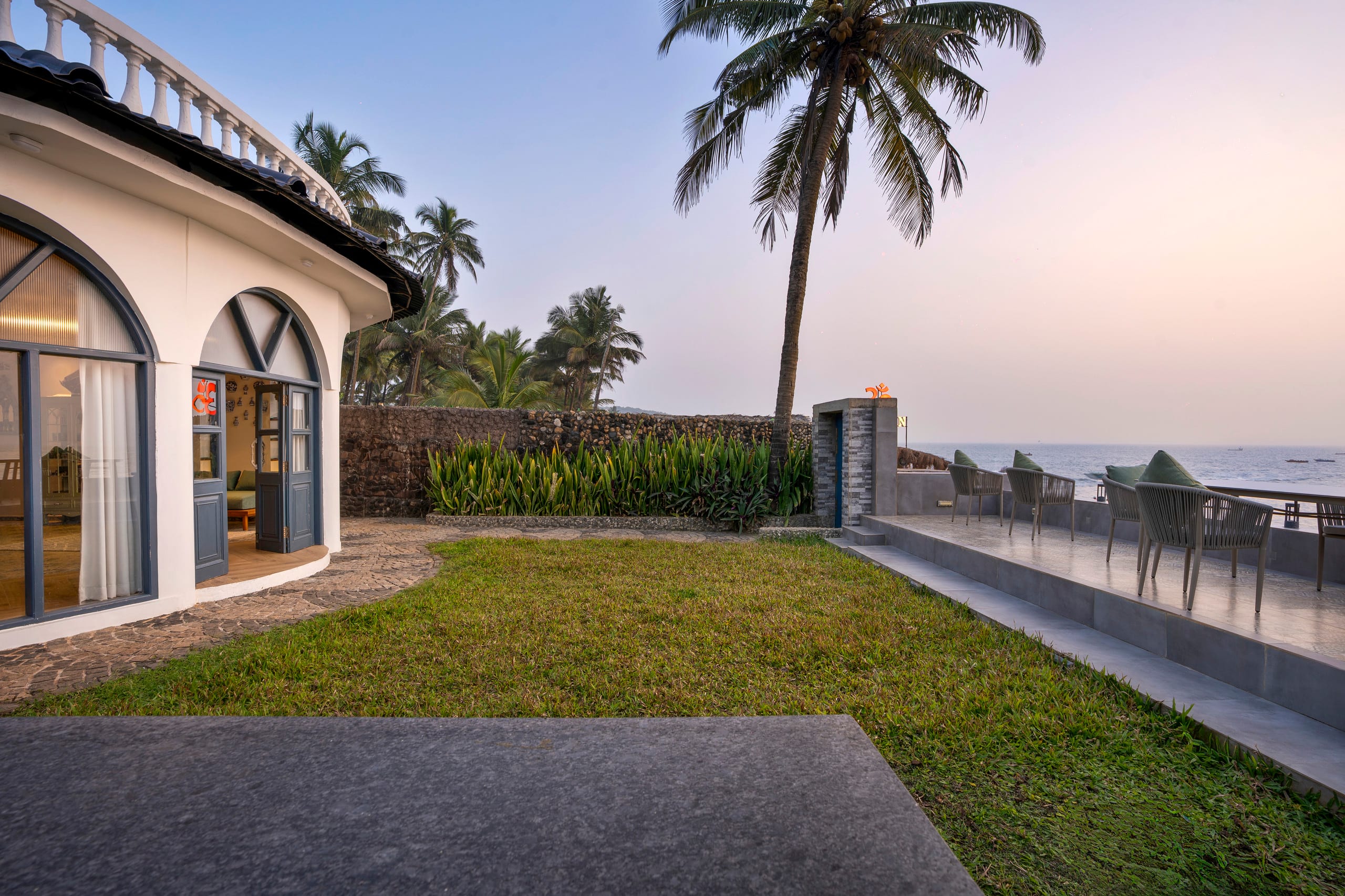 The Beach Morada-Acacia-3bed, private pool, Anjuna 2