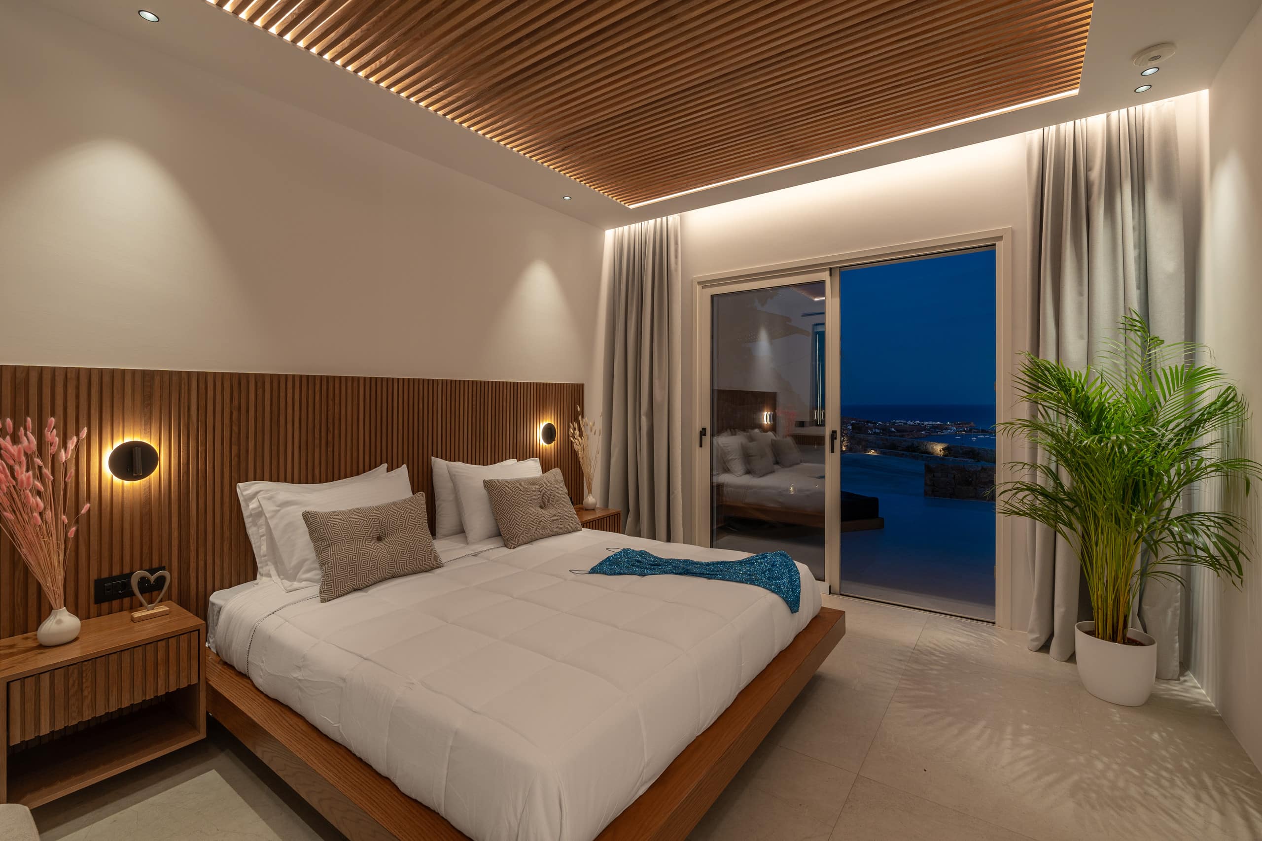 Elit Villa Psarou | Heated Pool & Jacuzzi 7