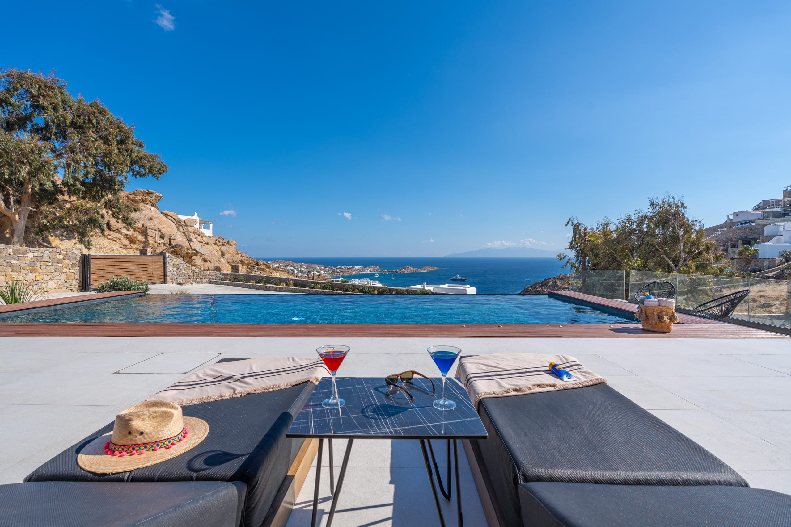 Elit Villa Psarou | Heated Pool & Jacuzzi 10