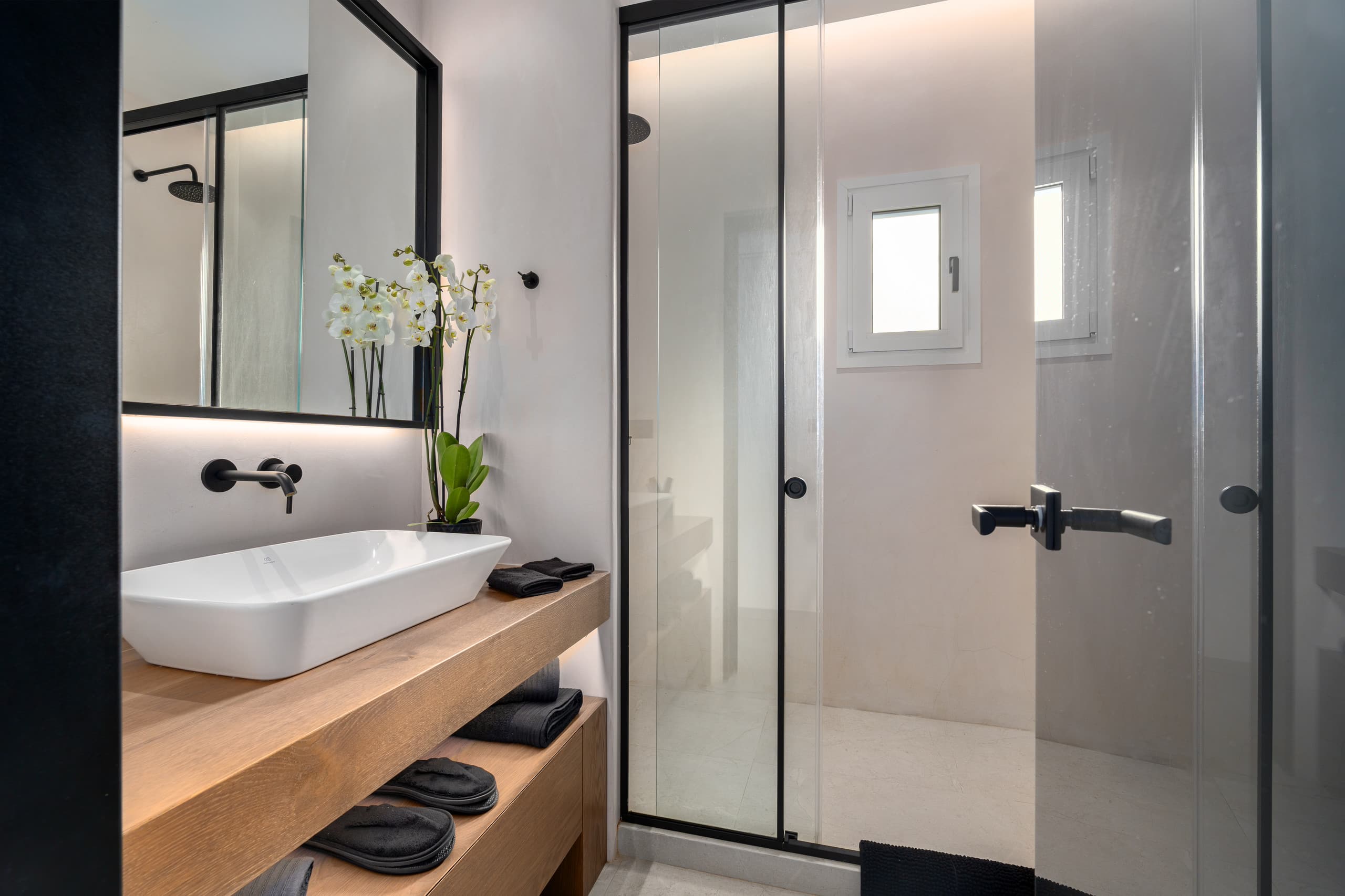 Elit Villa Psarou | Heated Pool & Jacuzzi 8