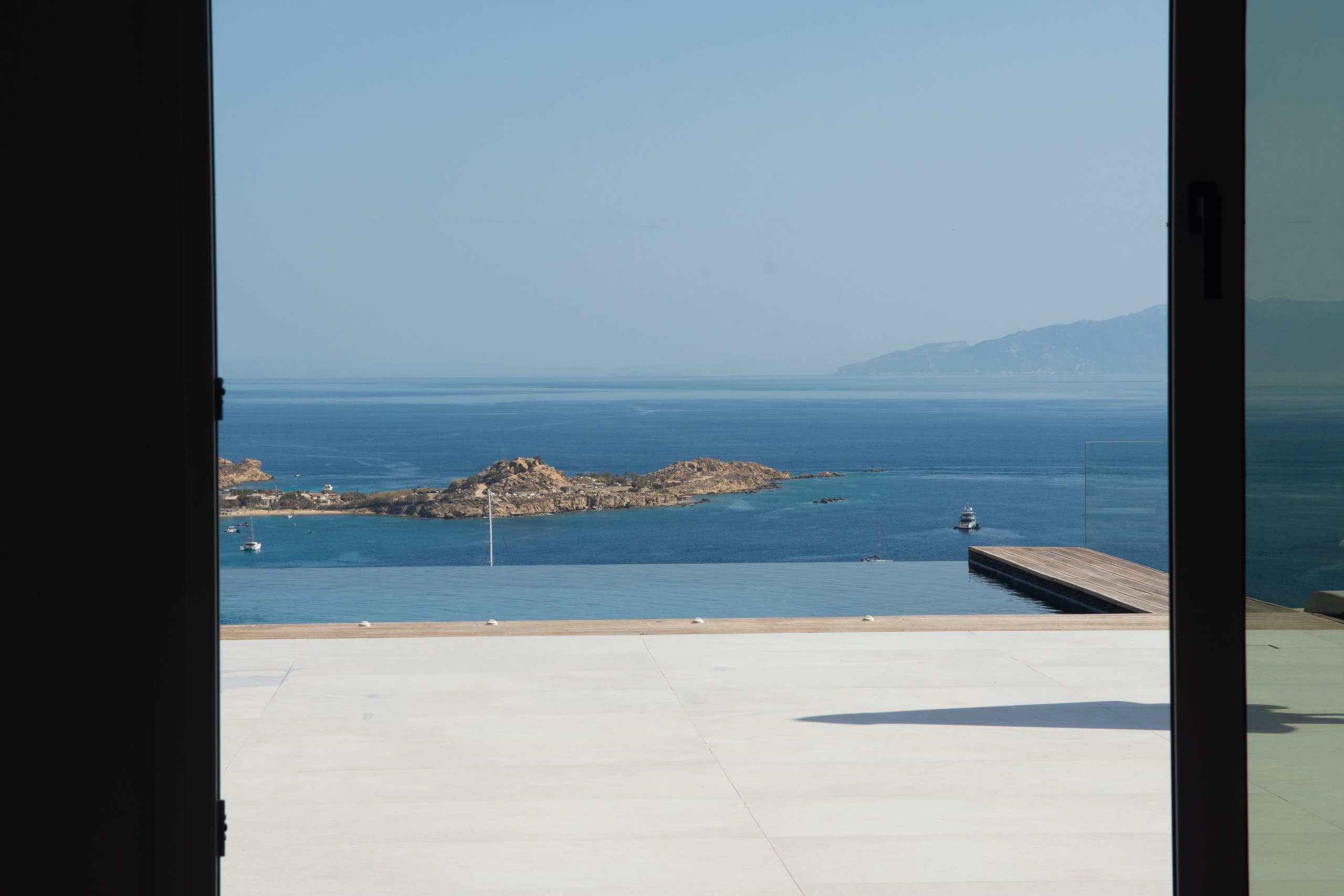 Elit Villa Psarou | Heated Pool & Jacuzzi 11