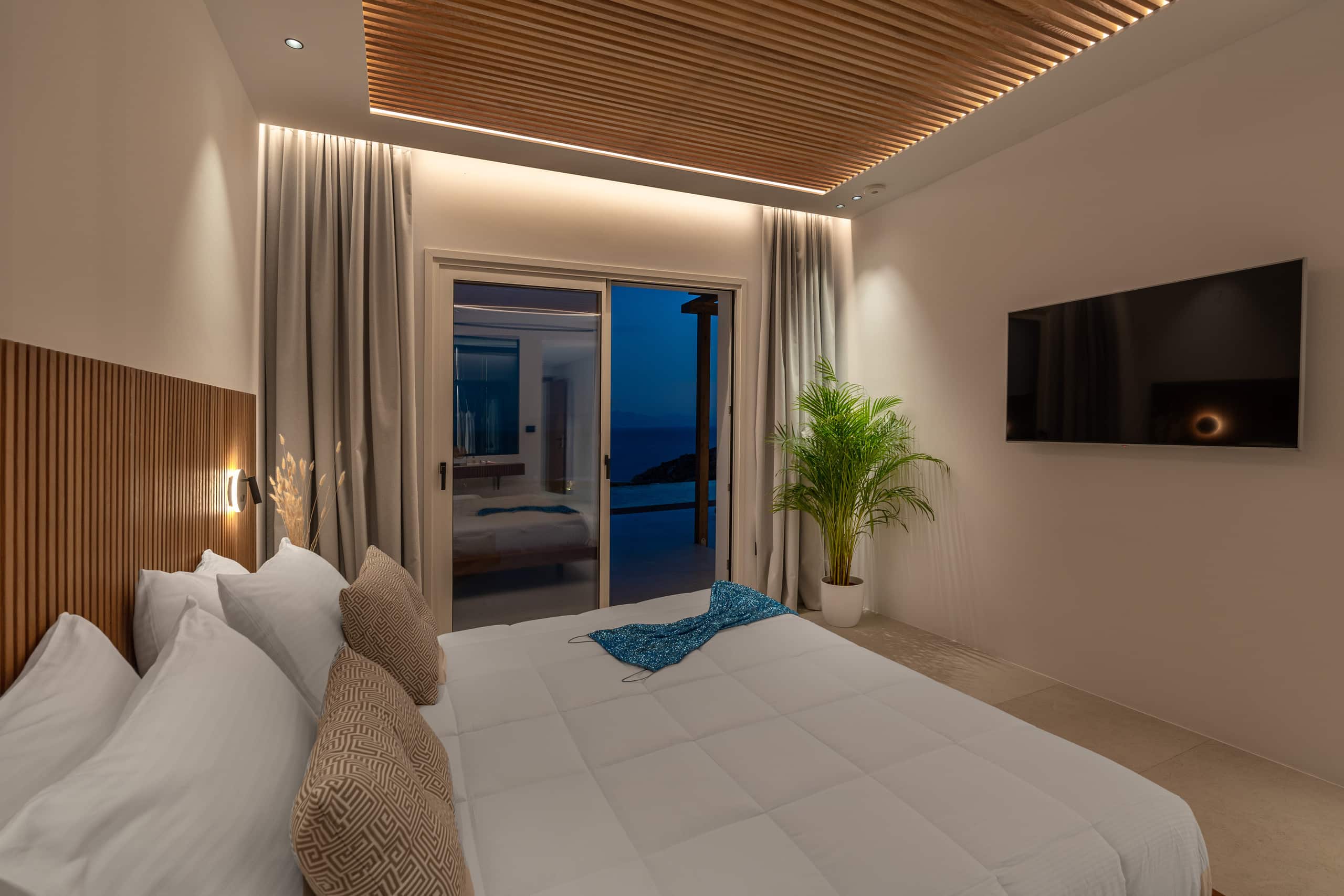 Elit Villa Psarou | Heated Pool & Jacuzzi 6