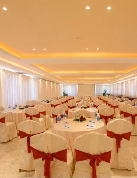 De Alturas 2 BHK Sea Side apt. 19