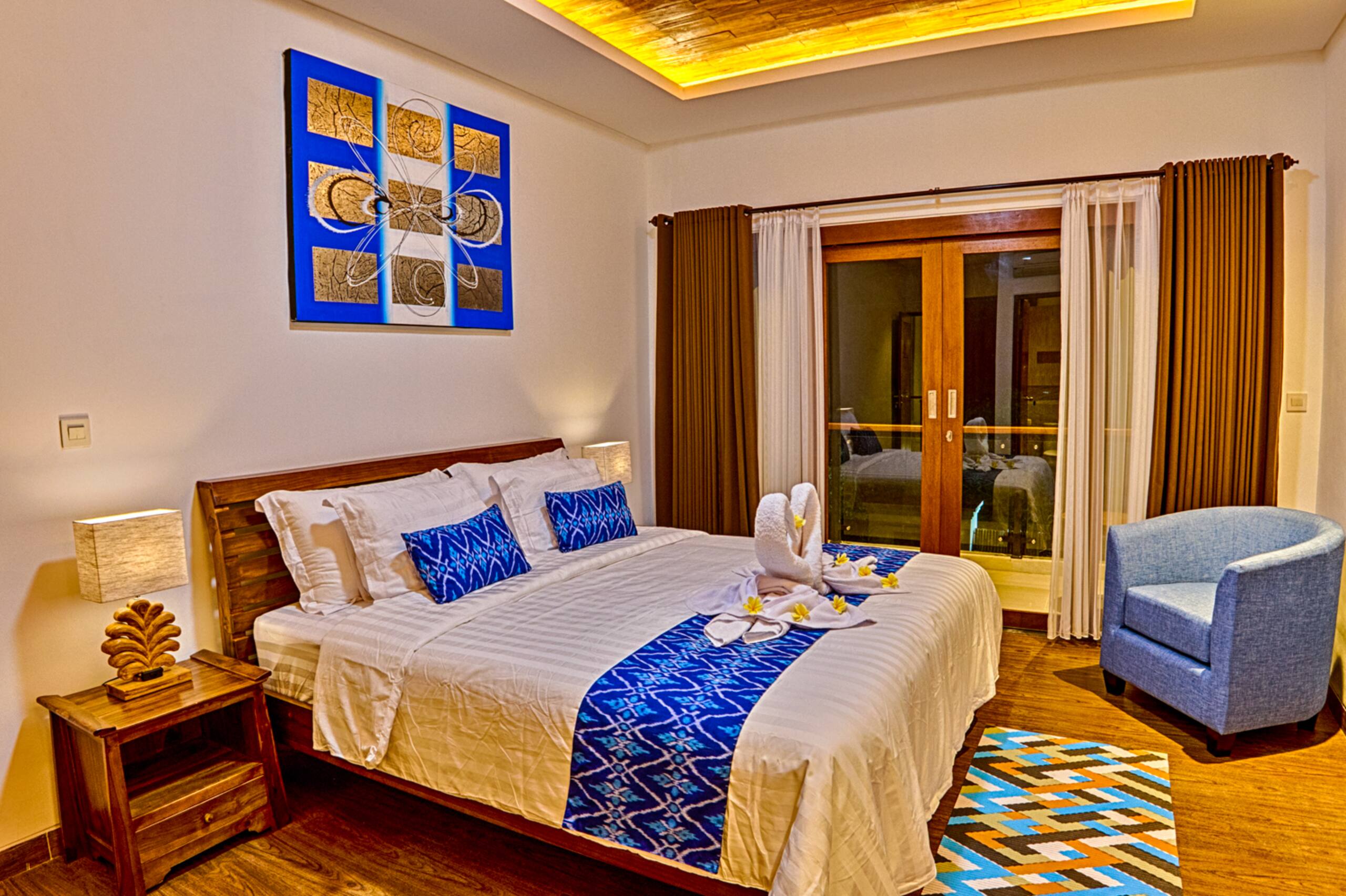 Villa Caitlyn Seminyak - Modern 3BR Villa w/ Pool! 15