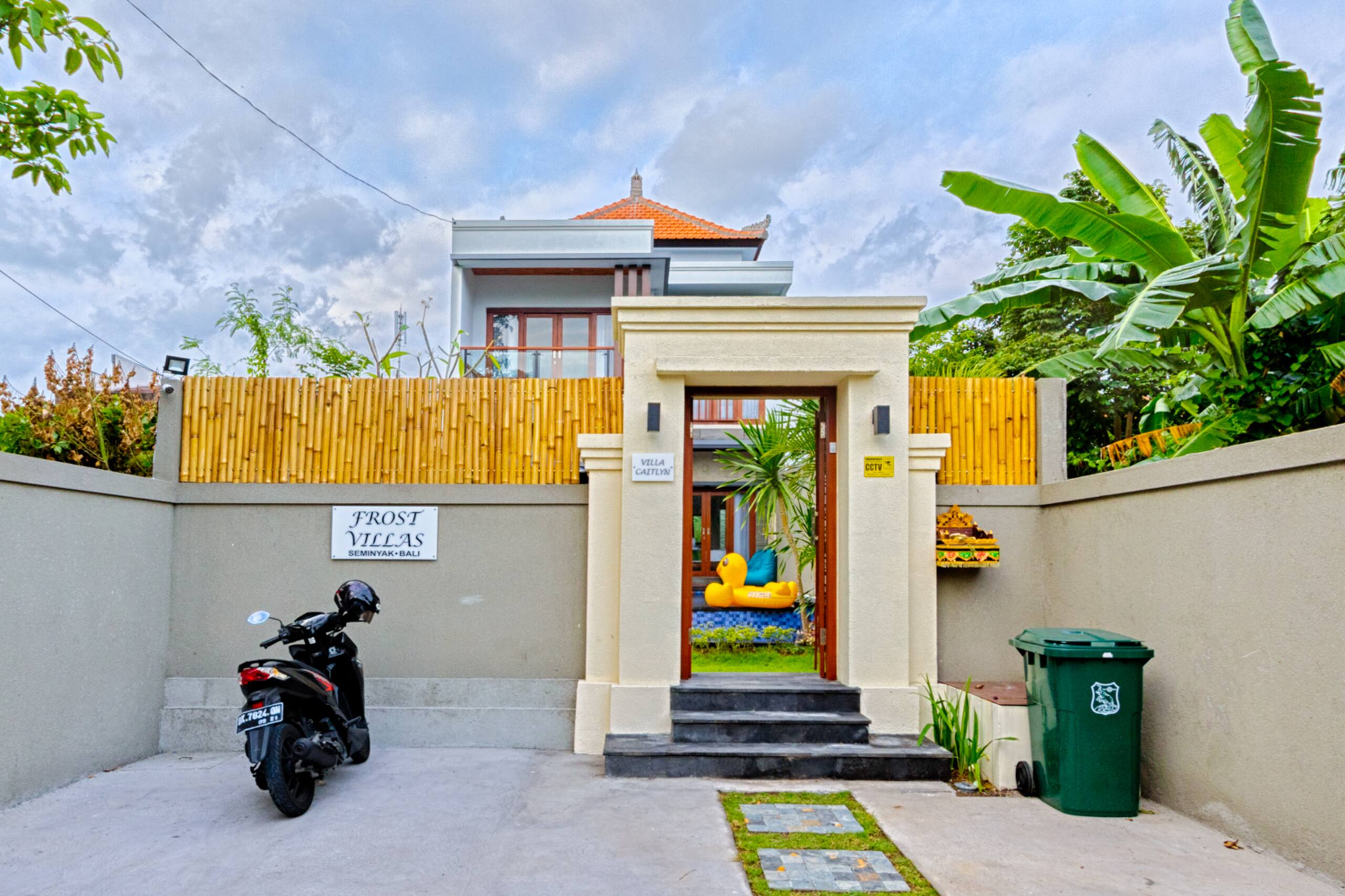 Villa Caitlyn Seminyak - Modern 3BR Villa w/ Pool! 36
