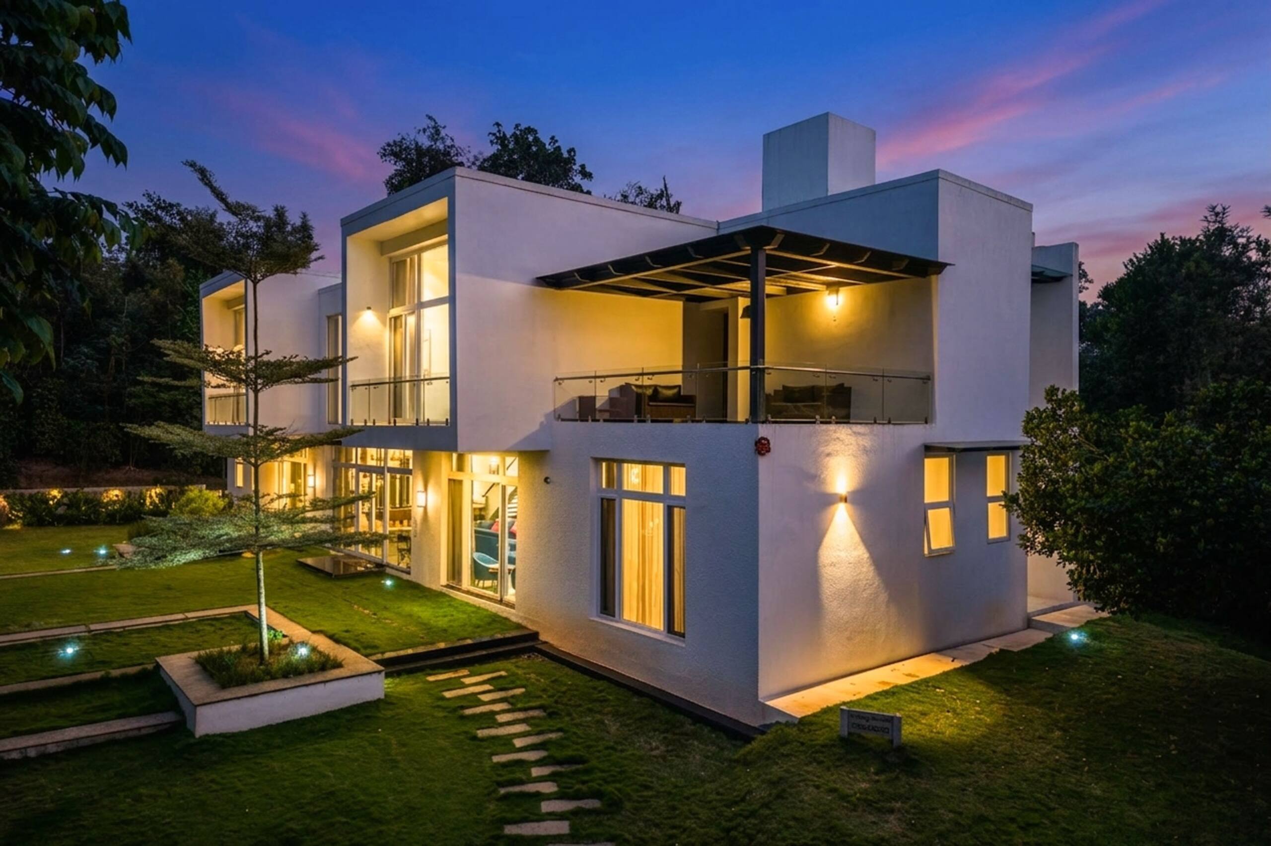 StayVista at Villa Mandimane w/ Bonfire & Pool — foto 2
