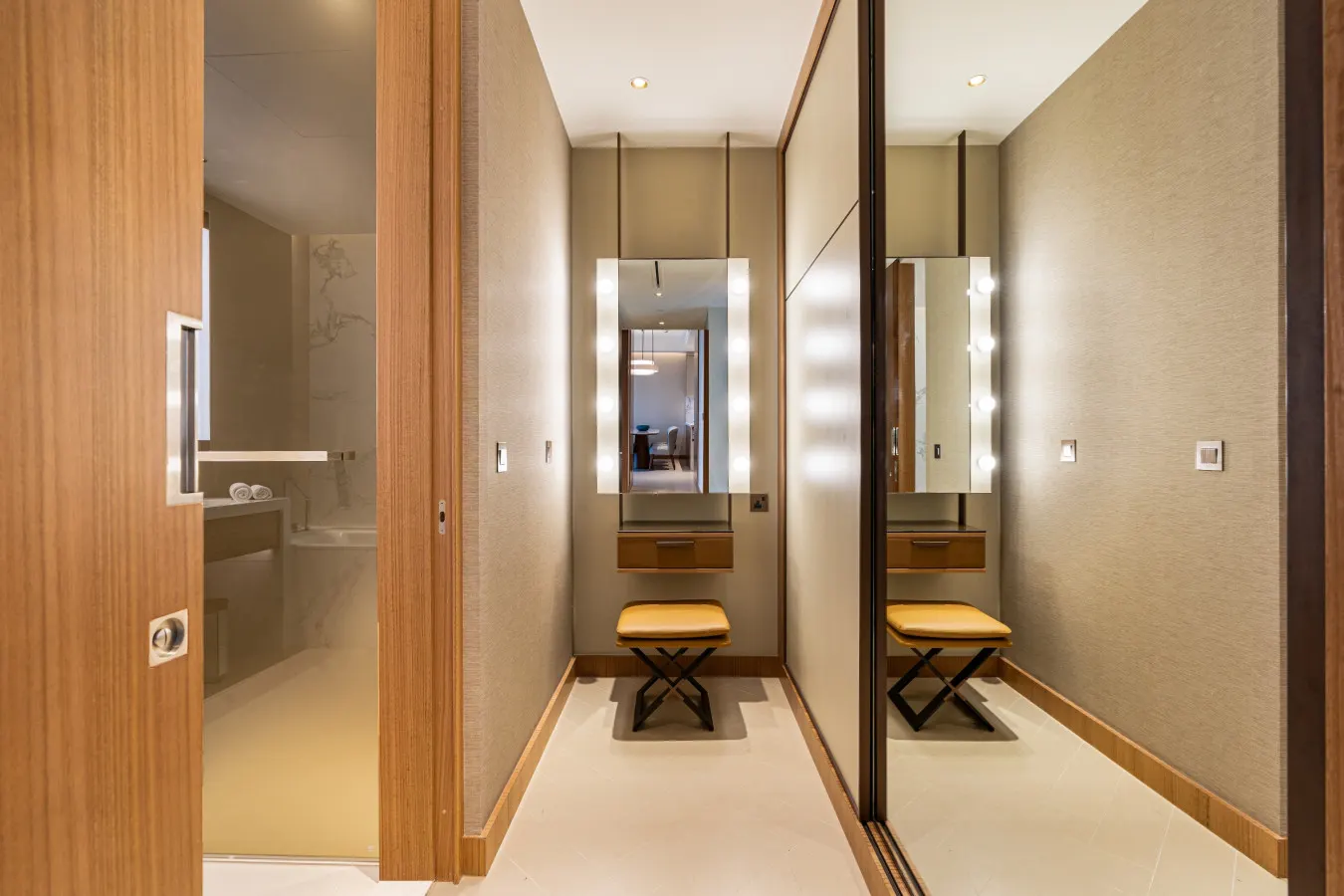 Deluxe Address Opera Home 14