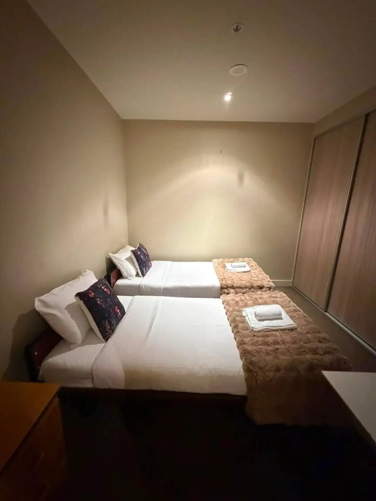 City central park 3 bedroom(8 guests) 2 carpark 12