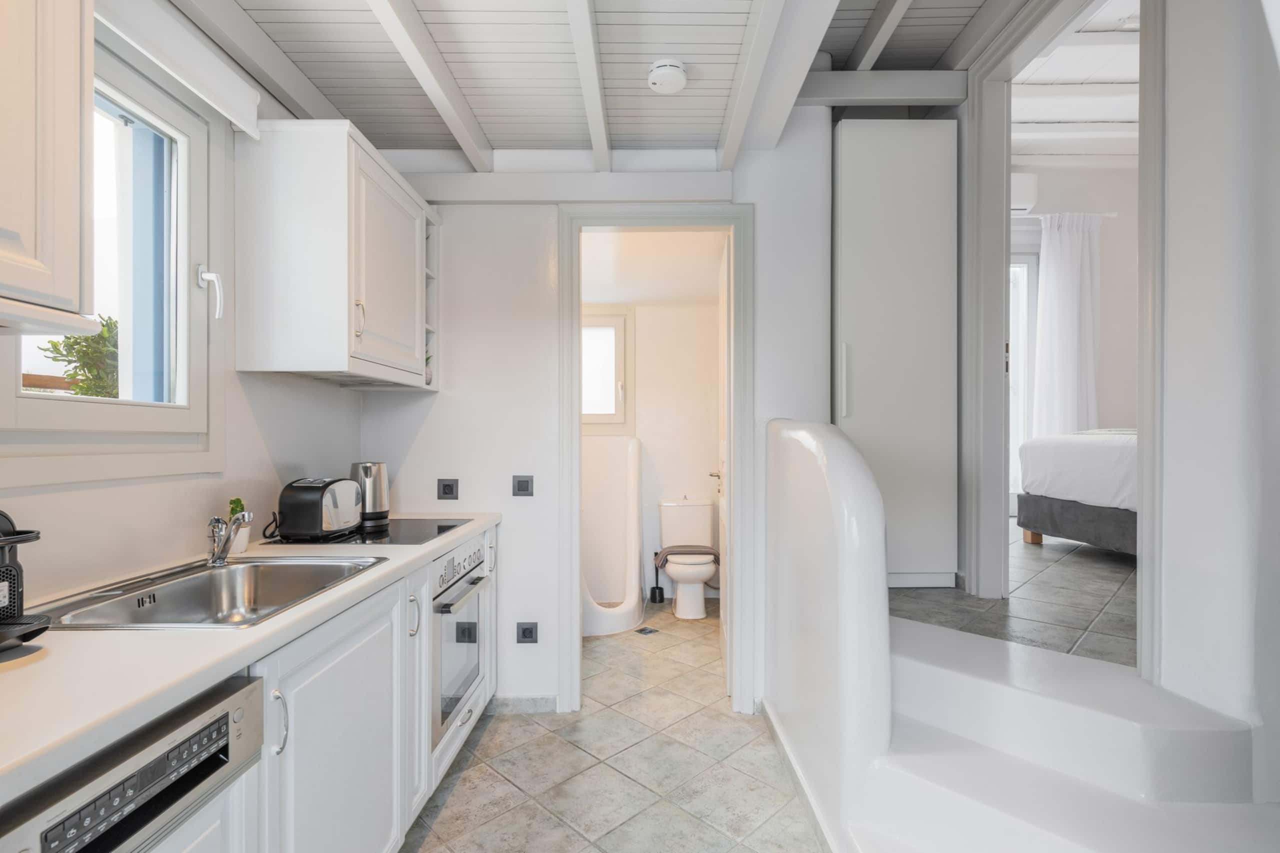 Dahlia Mykonean Suite 1 min. walk to Ornos  beach 10