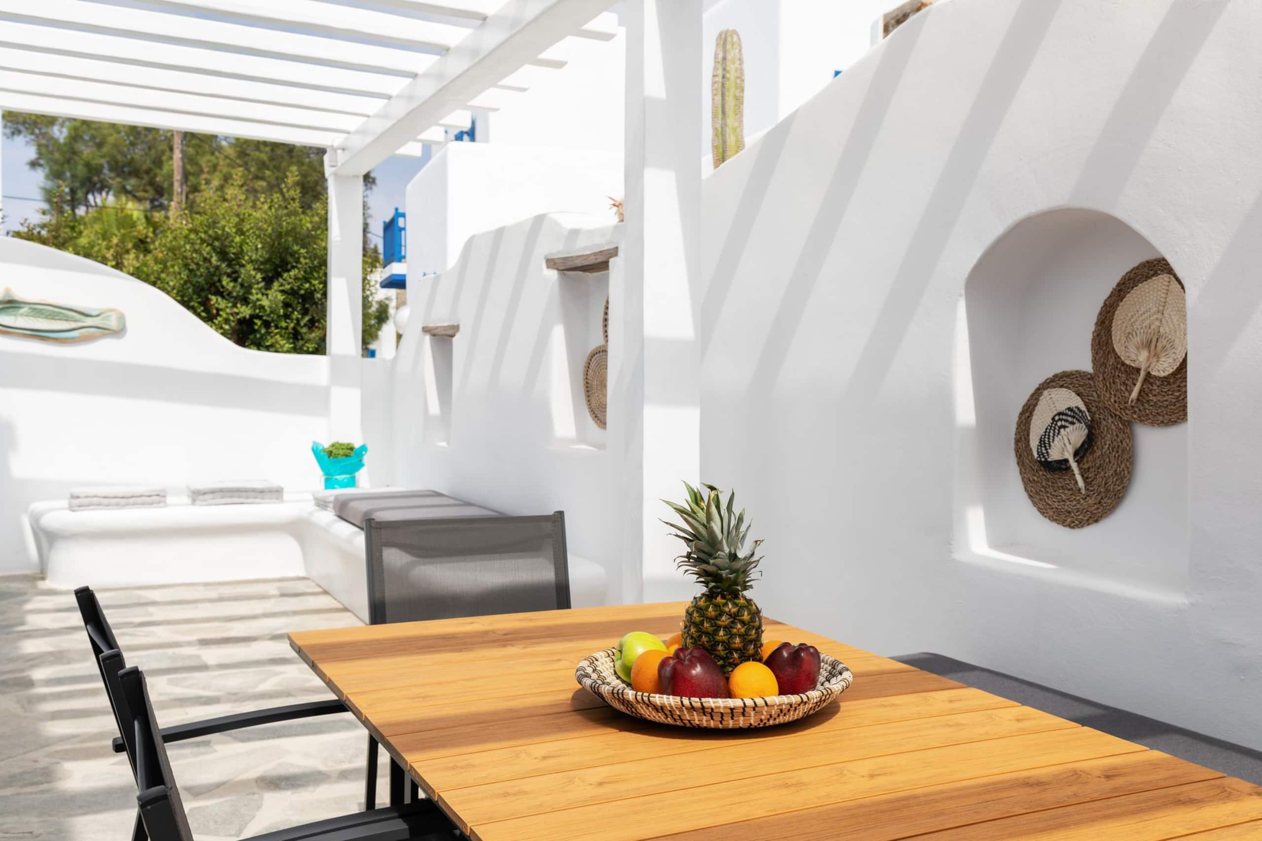 Dahlia Mykonean Suite 1 min. walk to Ornos  beach 21
