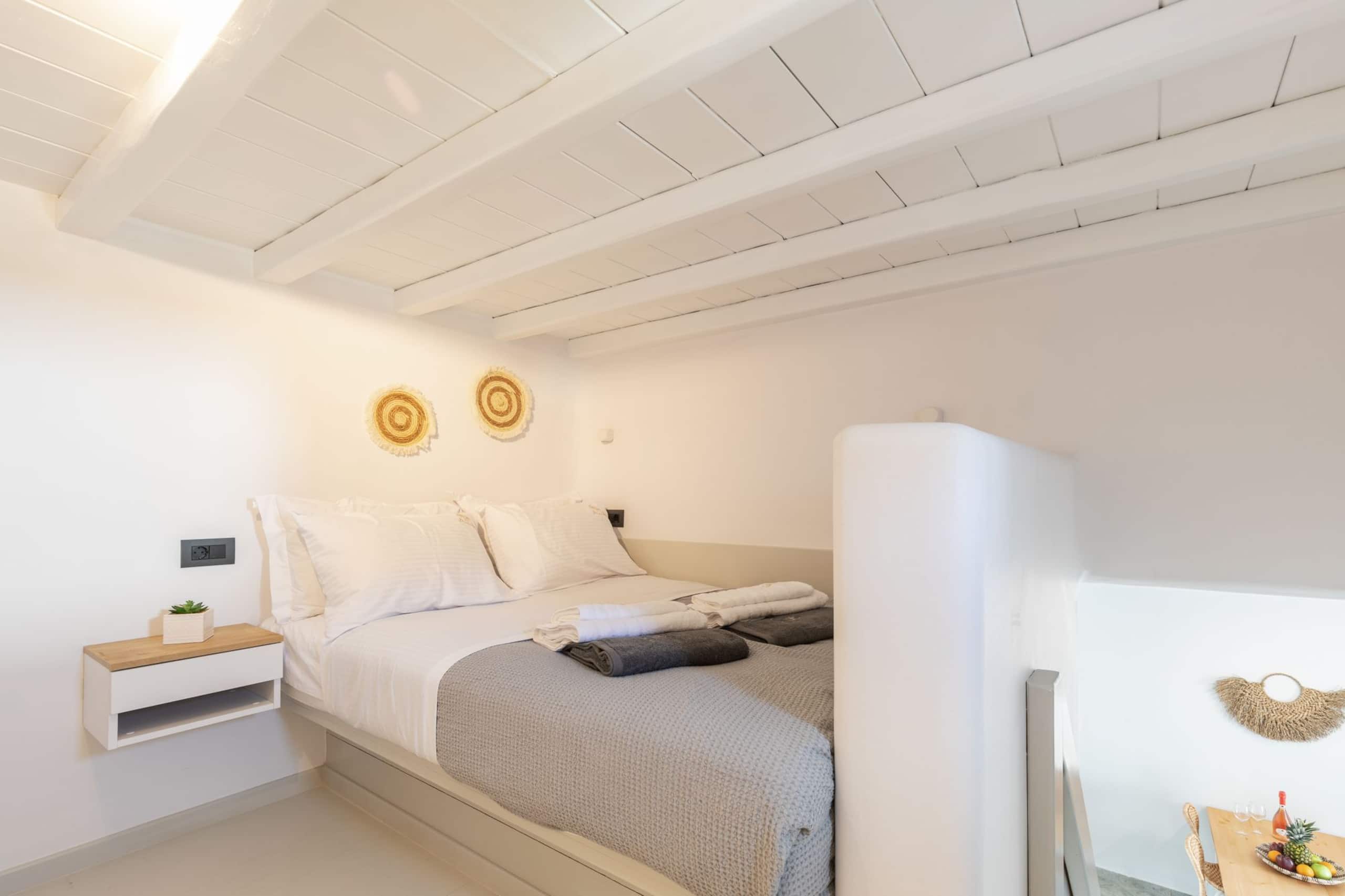 Dahlia Mykonean Suite 1 min. walk to Ornos  beach 13