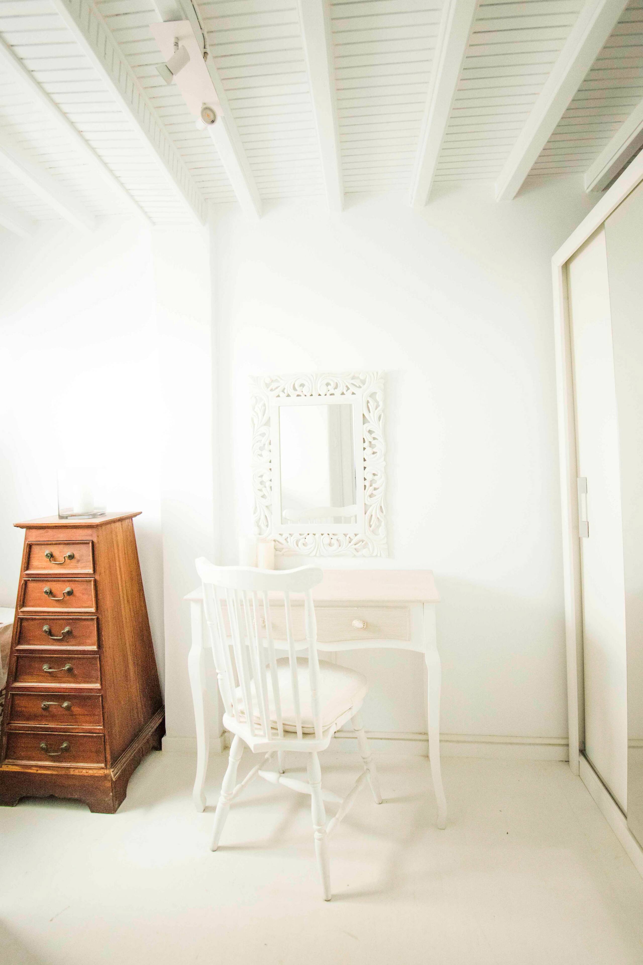 A secret in the h<3art of Mykonos 10