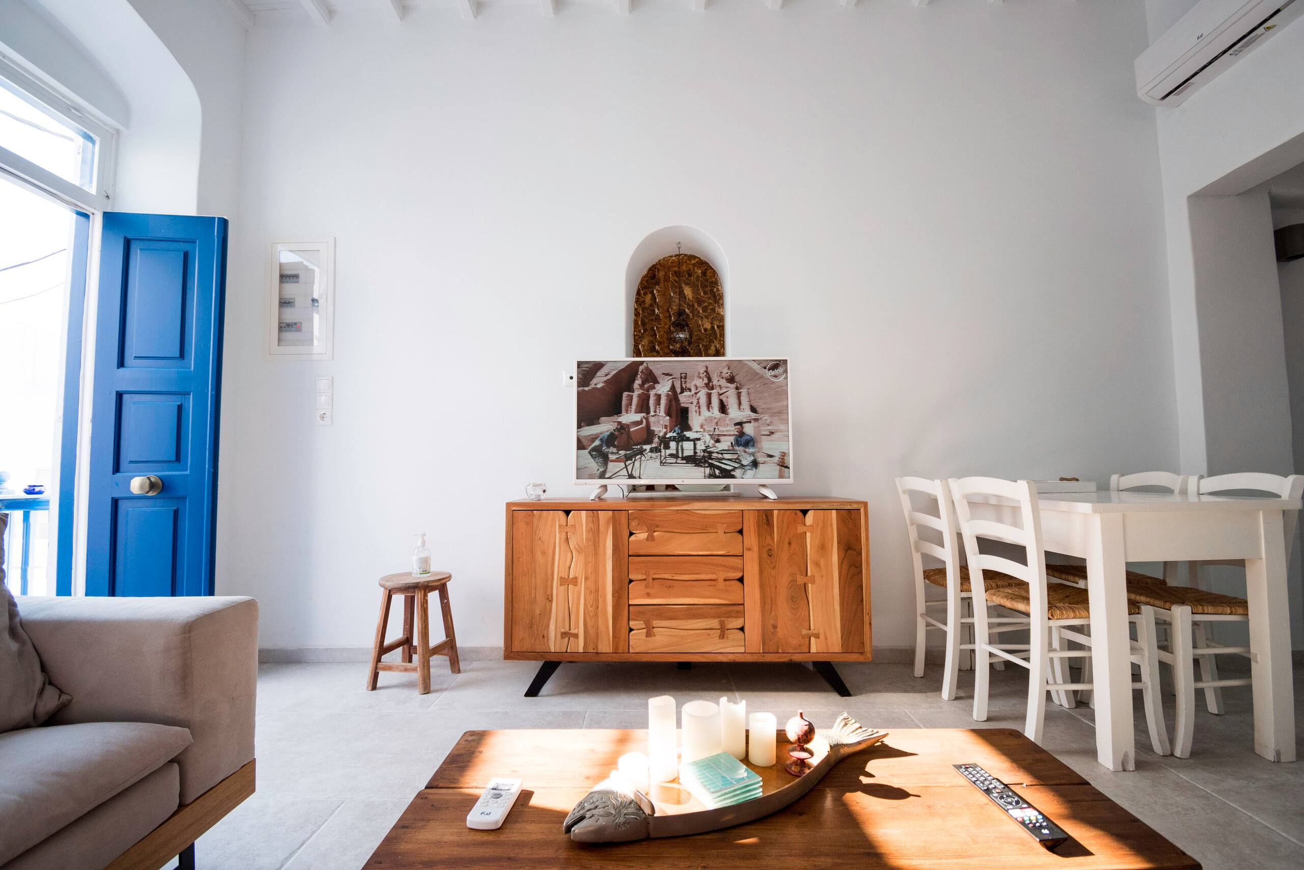 A secret in the h<3art of Mykonos