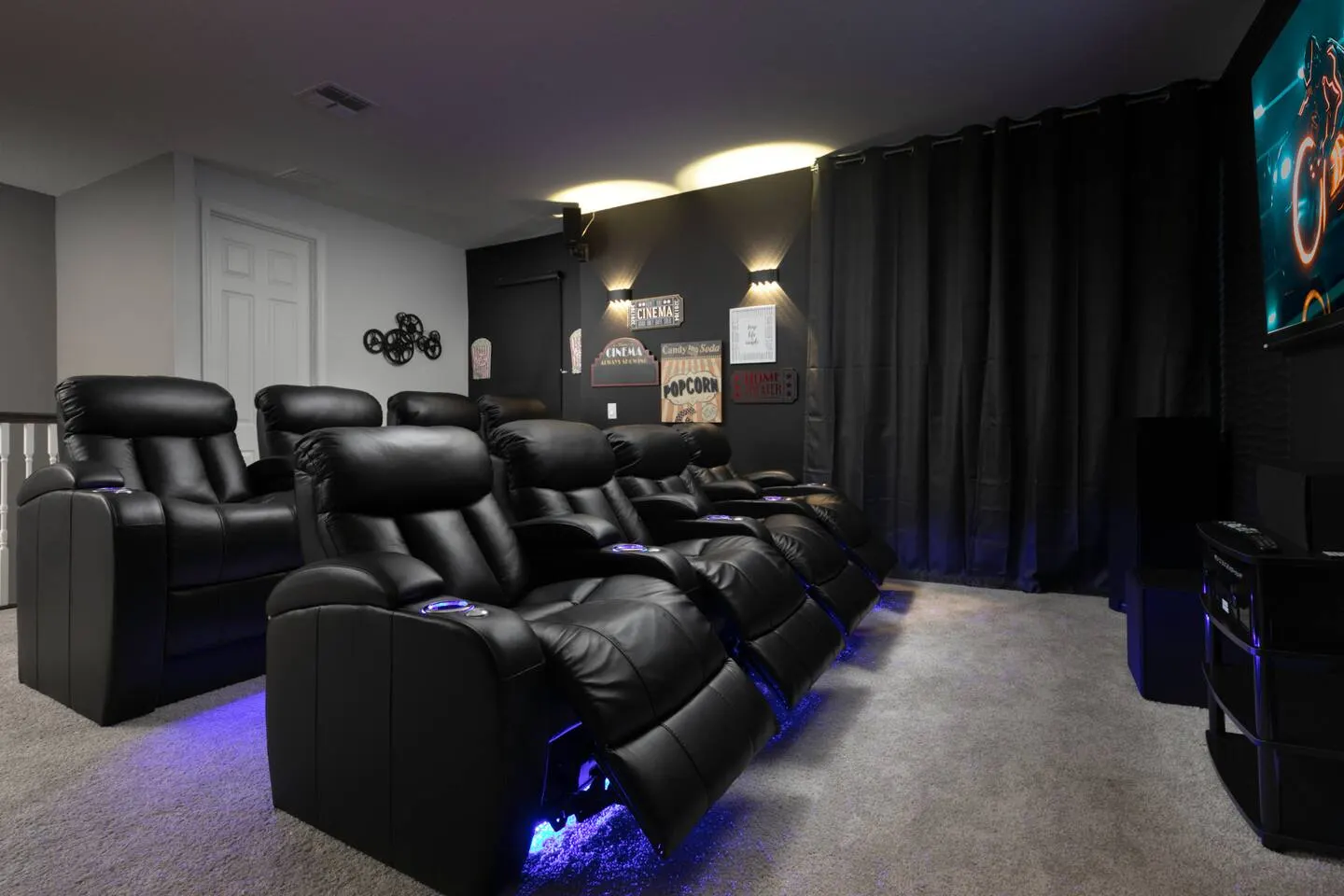 Designer Oasis | Disney • Arcade • Movie Theater — photo 3