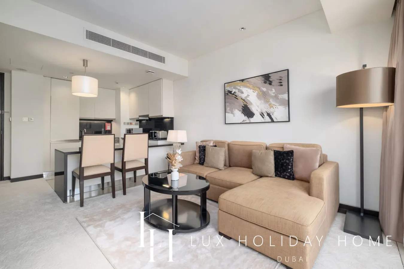 LUX The JW Marina Suite 4 15