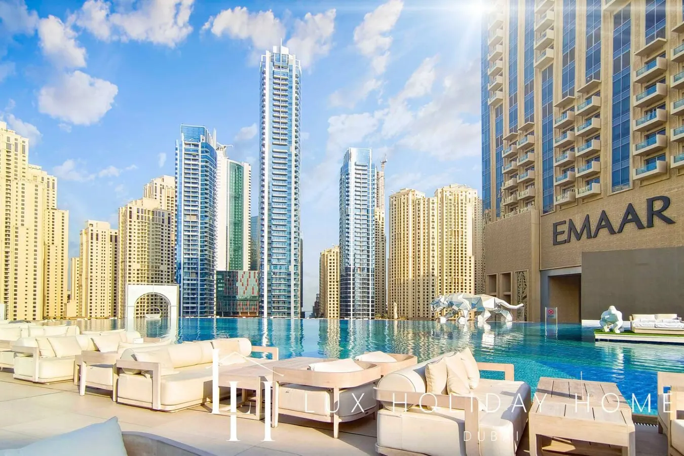 LUX The JW Marina Suite 4 18