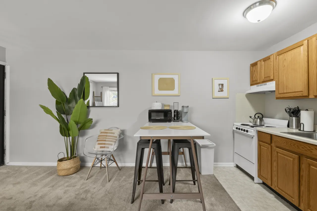 OSU Free Parking Studio w/ Workspace 2