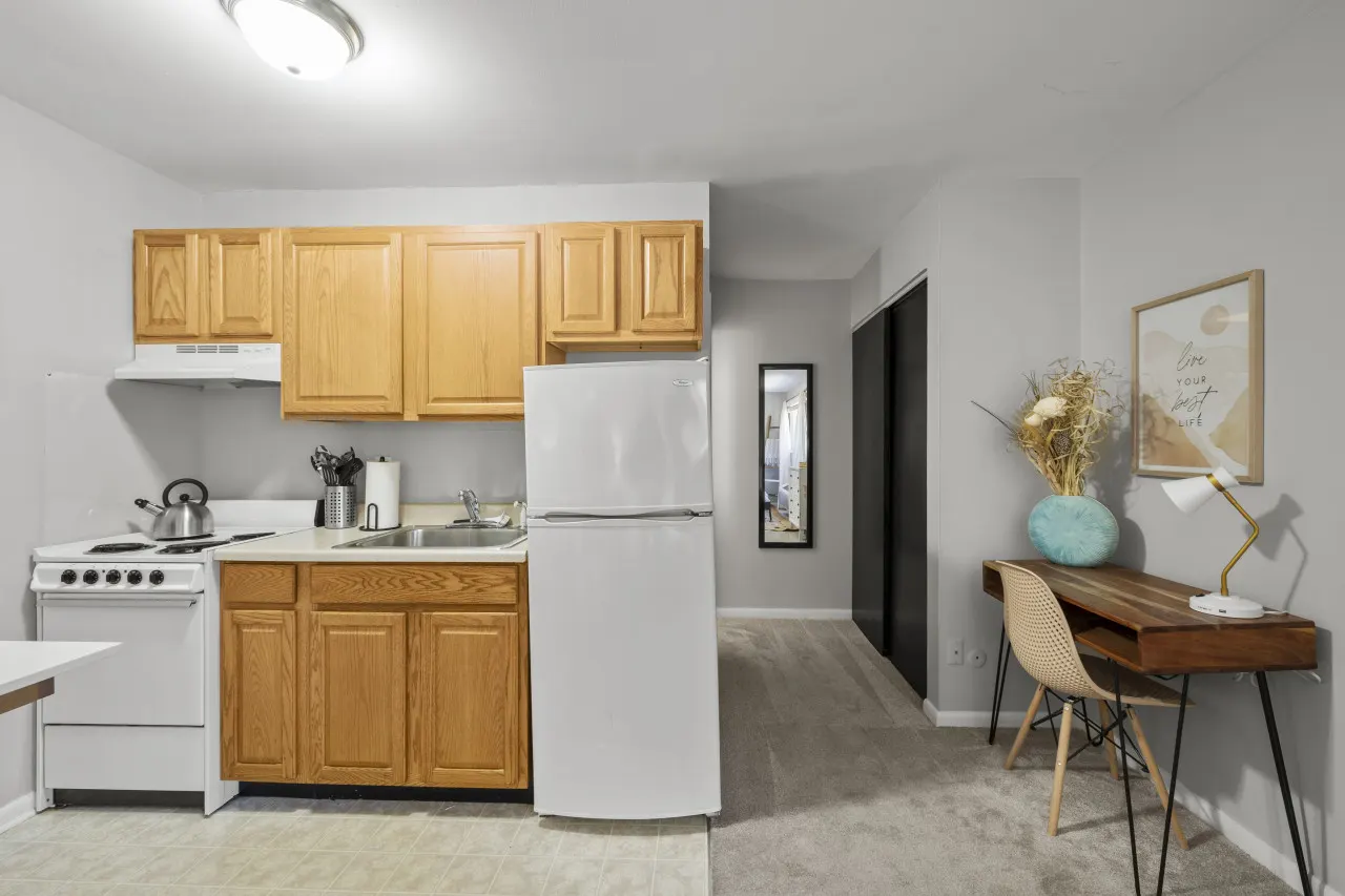 OSU Free Parking Studio w/ Workspace 4