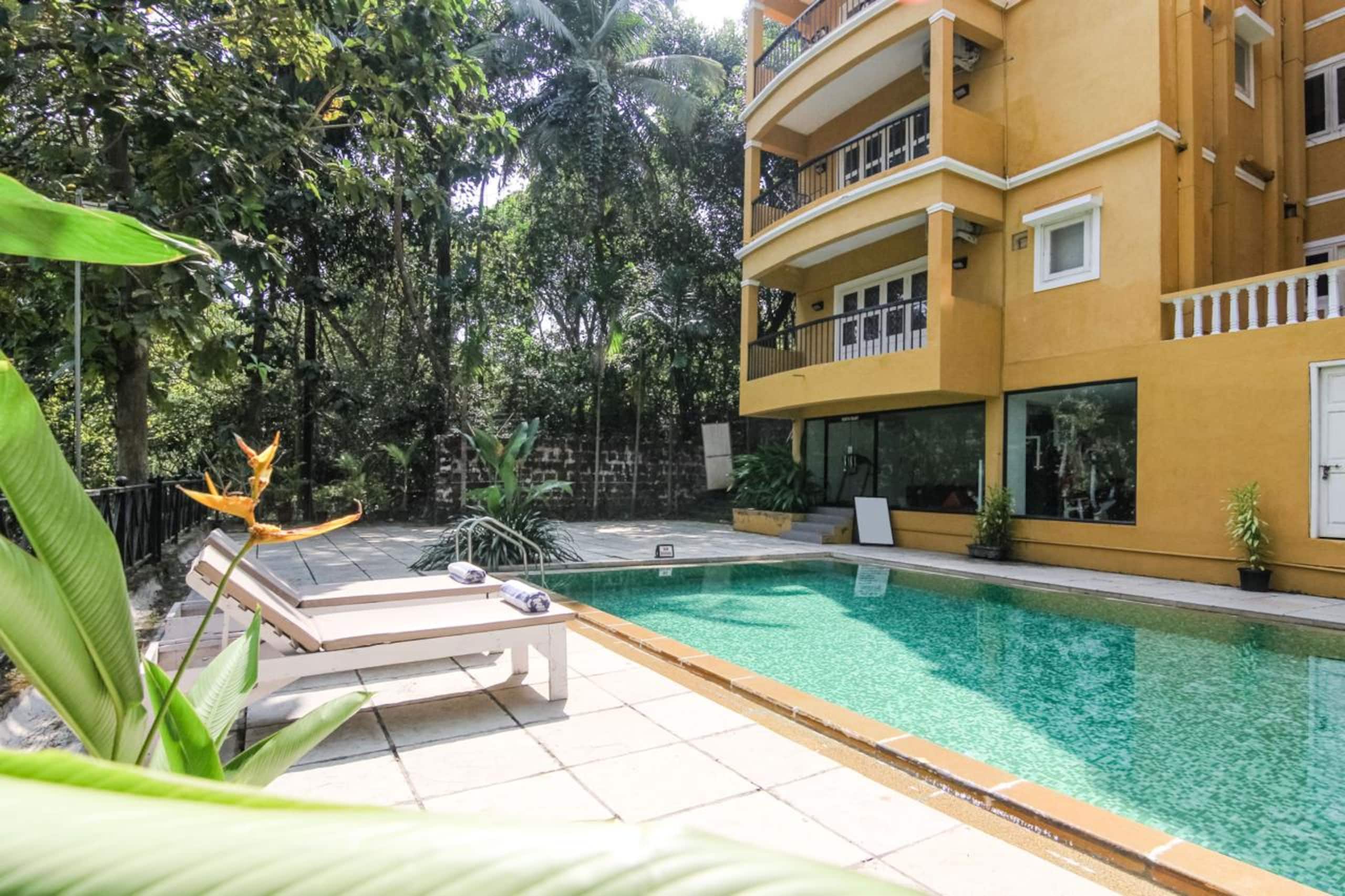 1BHK Luxury Apartment with Pool 24