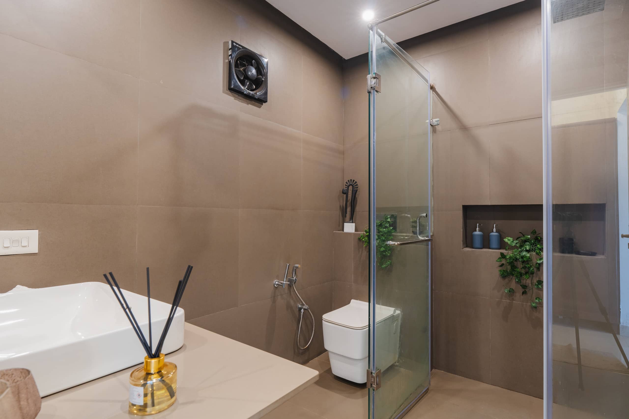 1BHK Luxury Apartment with Pool 16