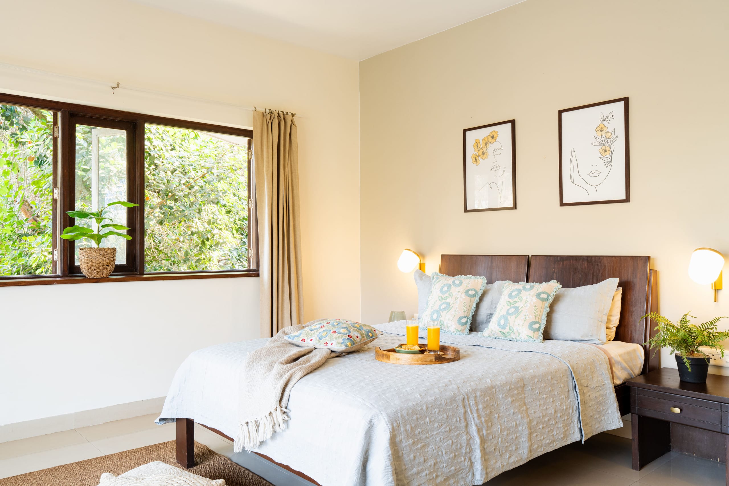 1BHK Luxury Apartment with Pool 13
