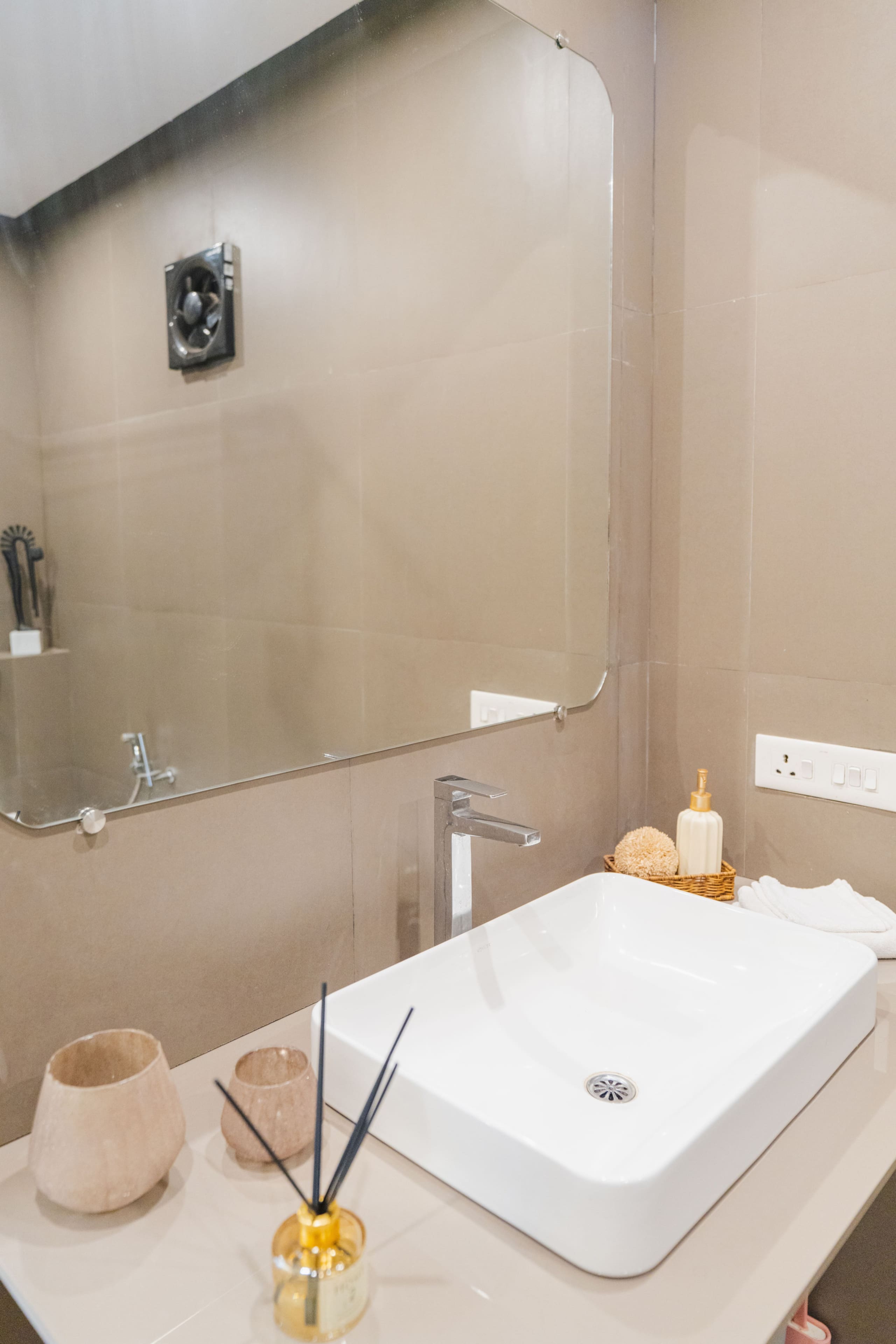 1BHK Luxury Apartment with Pool 17