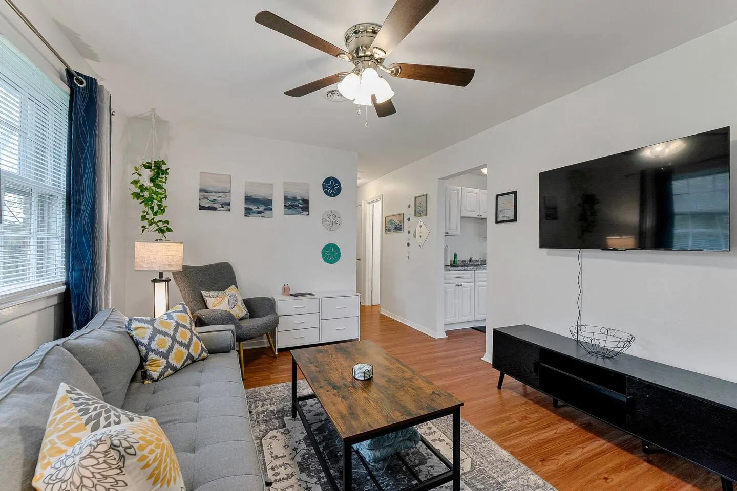 Cozy Pet-Friendly 3BR Near Norfolk Beaches 12
