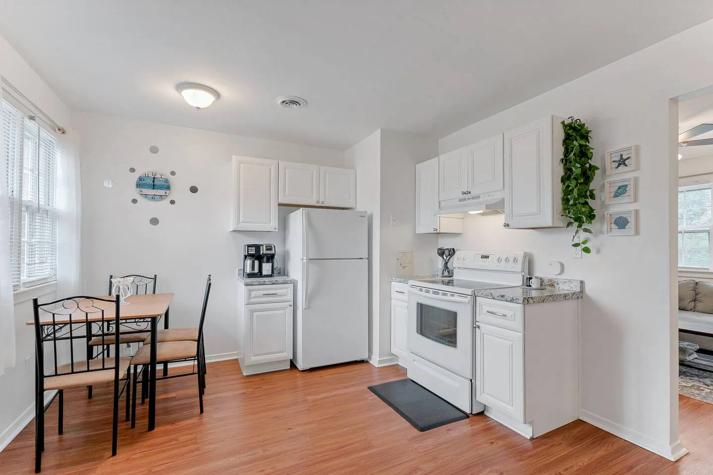 Cozy Pet-Friendly 3BR Near Norfolk Beaches 13