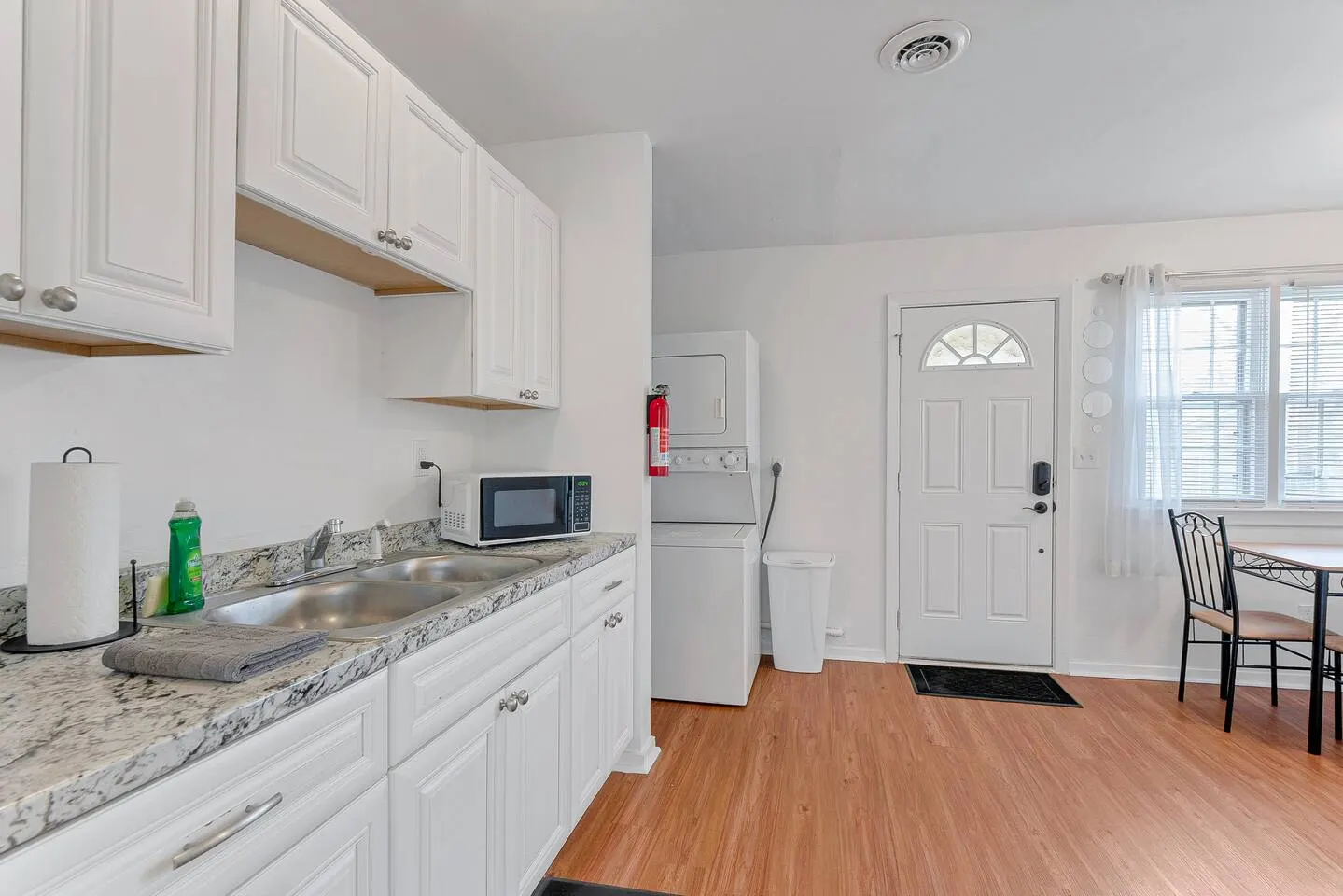 Cozy Pet-Friendly 3BR Near Norfolk Beaches 15