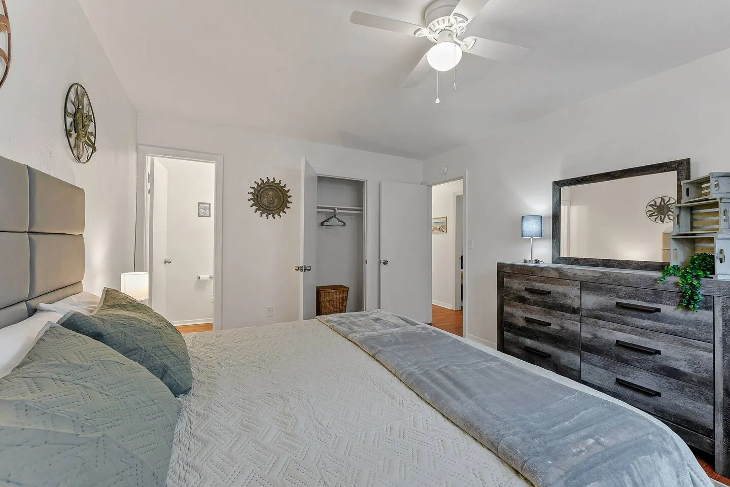 Cozy Pet-Friendly 3BR Near Norfolk Beaches 16