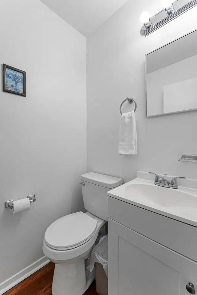 Cozy Pet-Friendly 3BR Near Norfolk Beaches 20