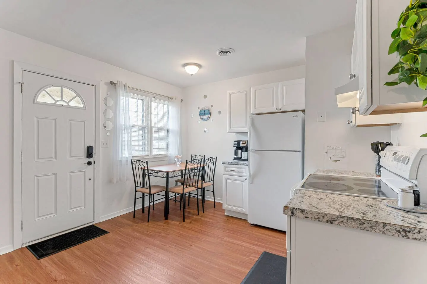 Cozy Pet-Friendly 3BR Near Norfolk Beaches 3