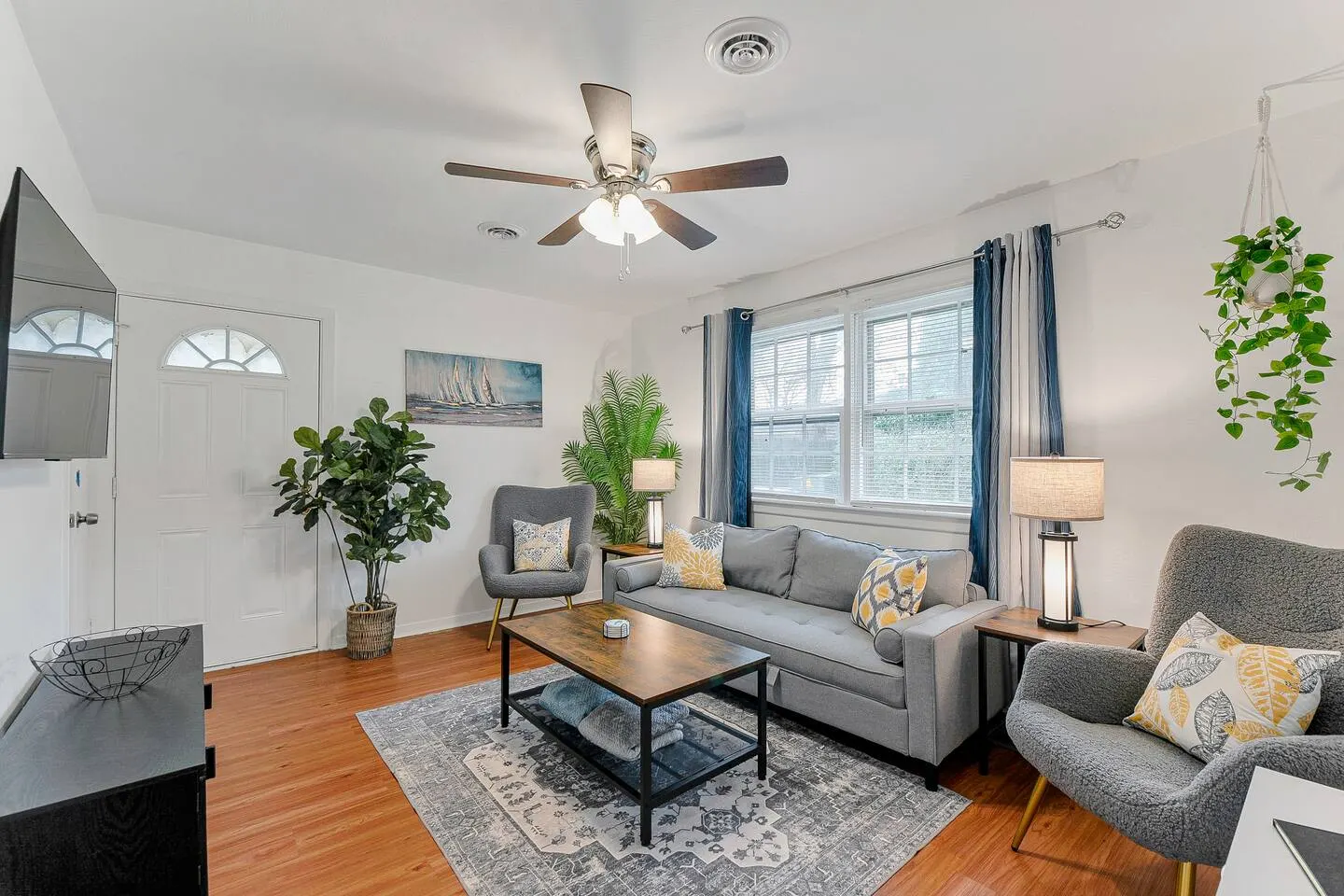 Cozy Pet-Friendly 3BR Near Norfolk Beaches 6