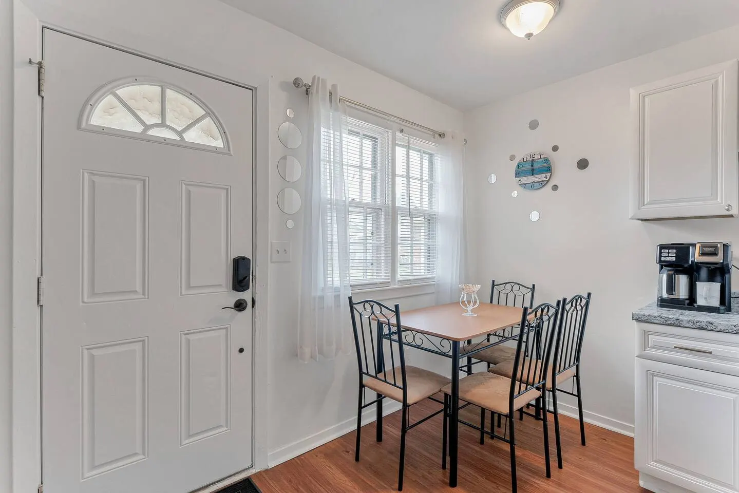 Cozy Pet-Friendly 3BR Near Norfolk Beaches 8