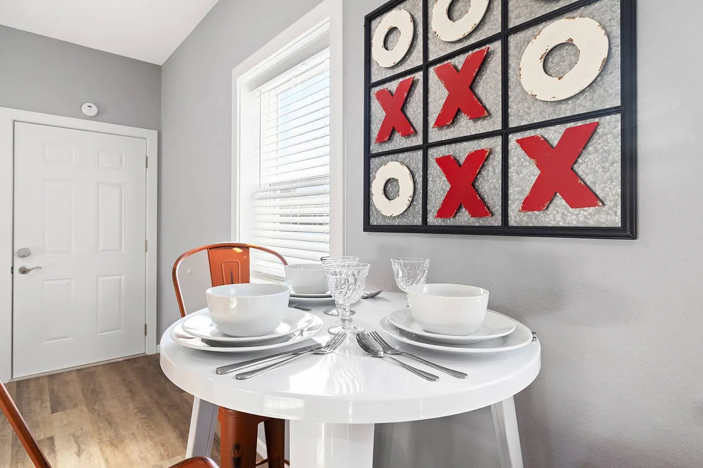 2 Units w/private entry - Bright, New and Modern! 18